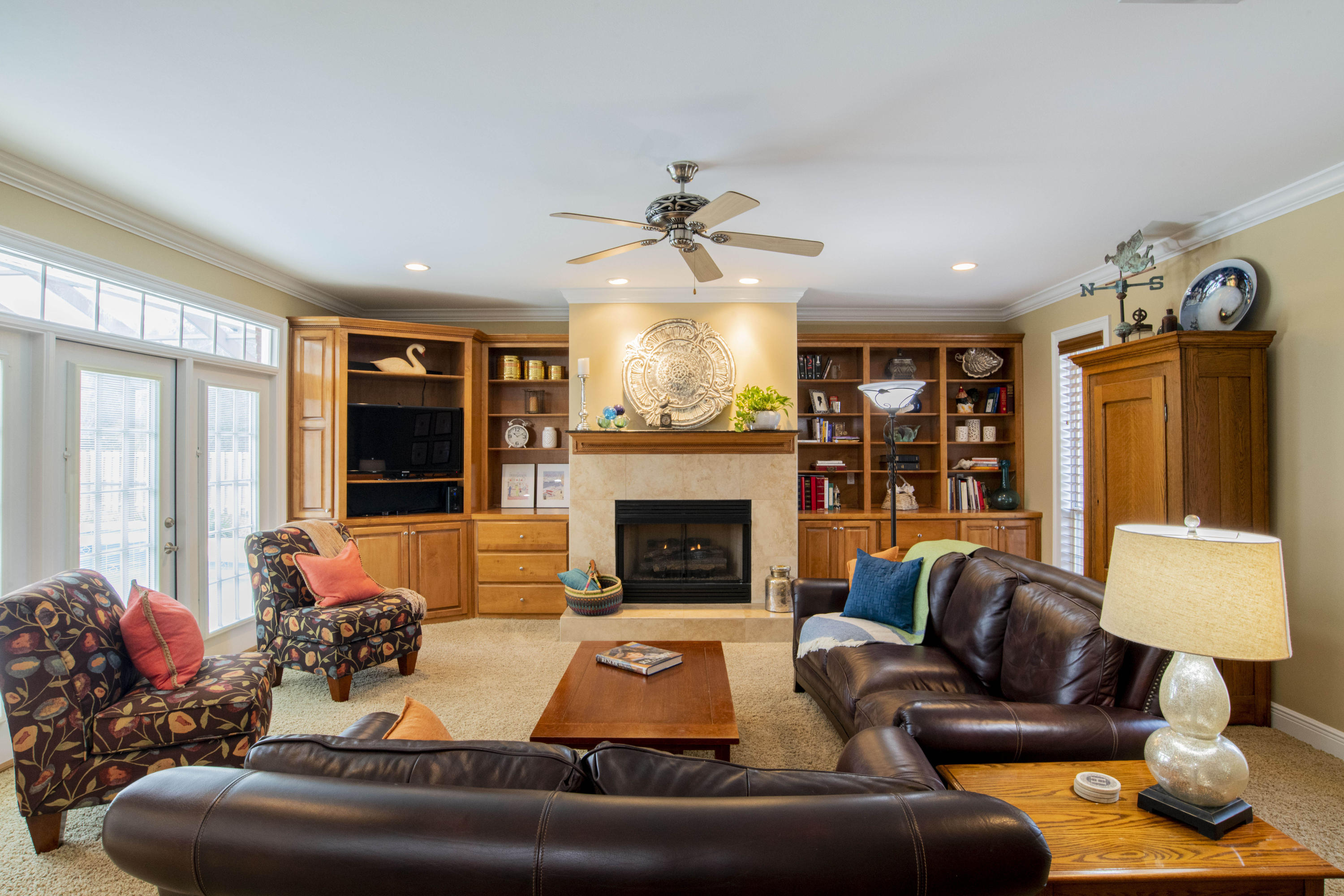 GRAND POINTE - Residential