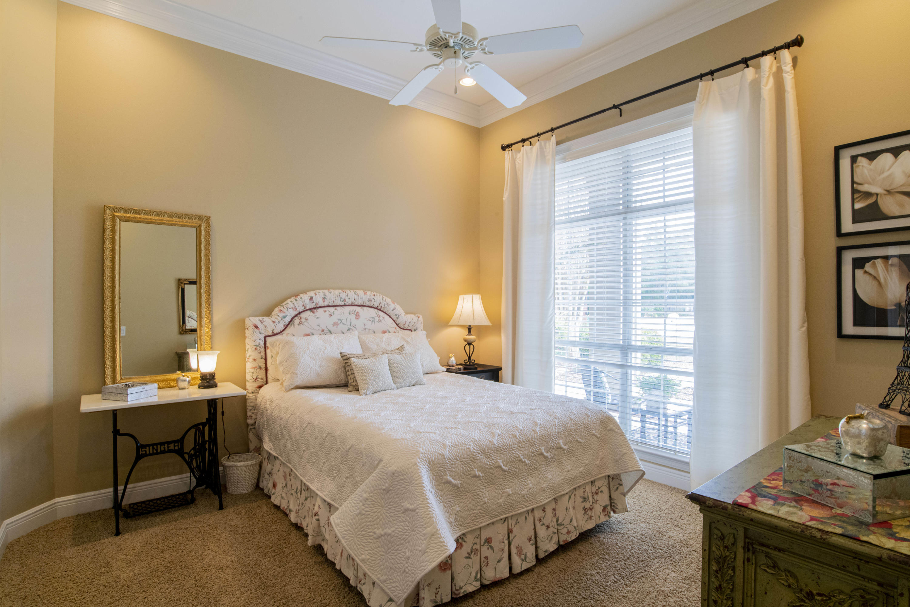 GRAND POINTE - Residential