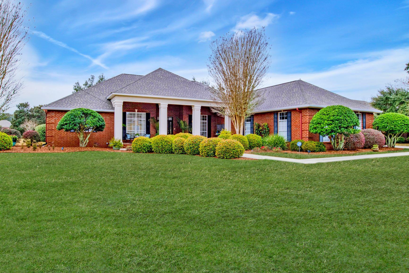 GRAND POINTE - Residential