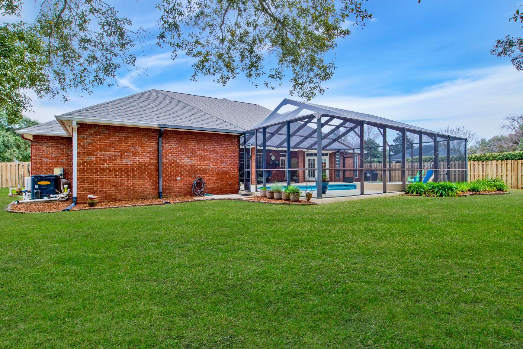 GRAND POINTE - Residential