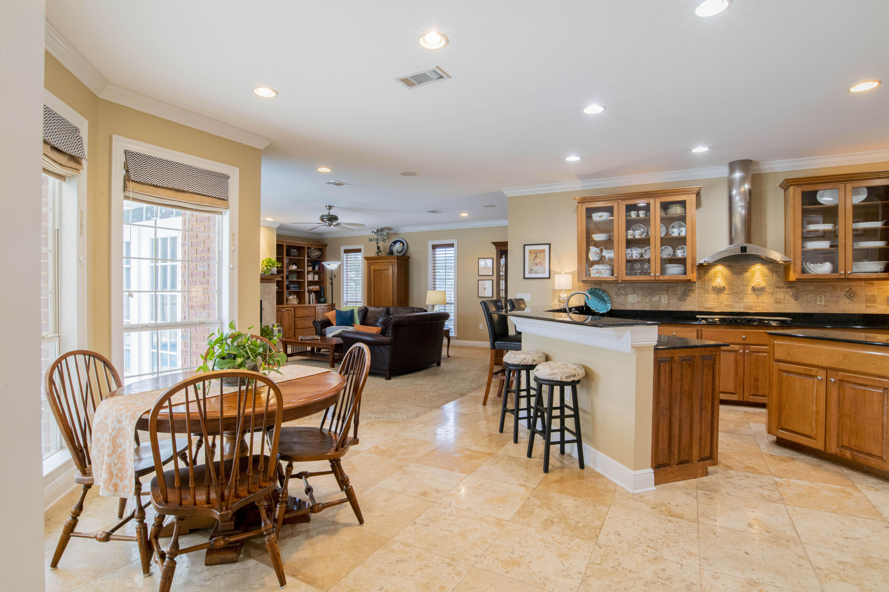 GRAND POINTE - Residential