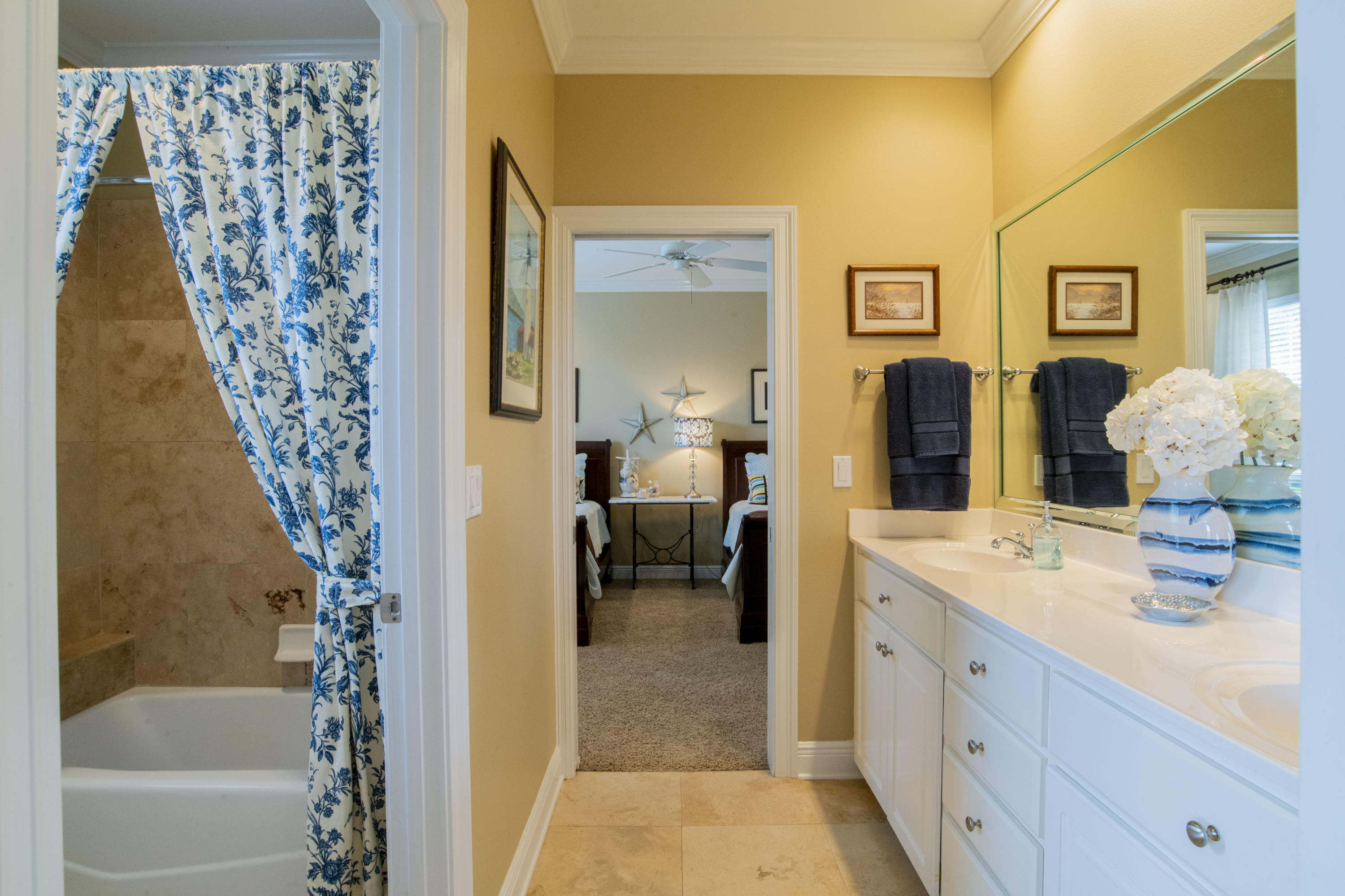 GRAND POINTE - Residential