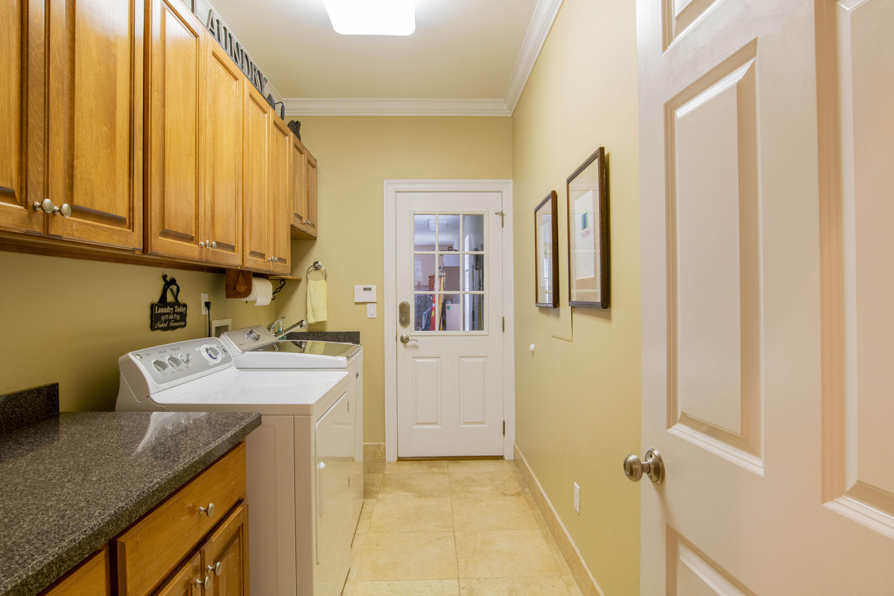 GRAND POINTE - Residential