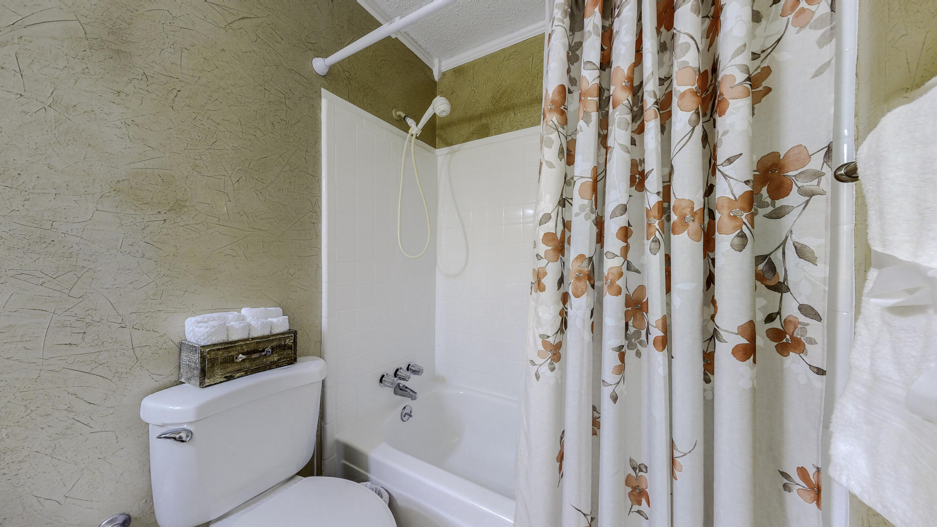 PALM ESTATES UNIT 2 - Residential