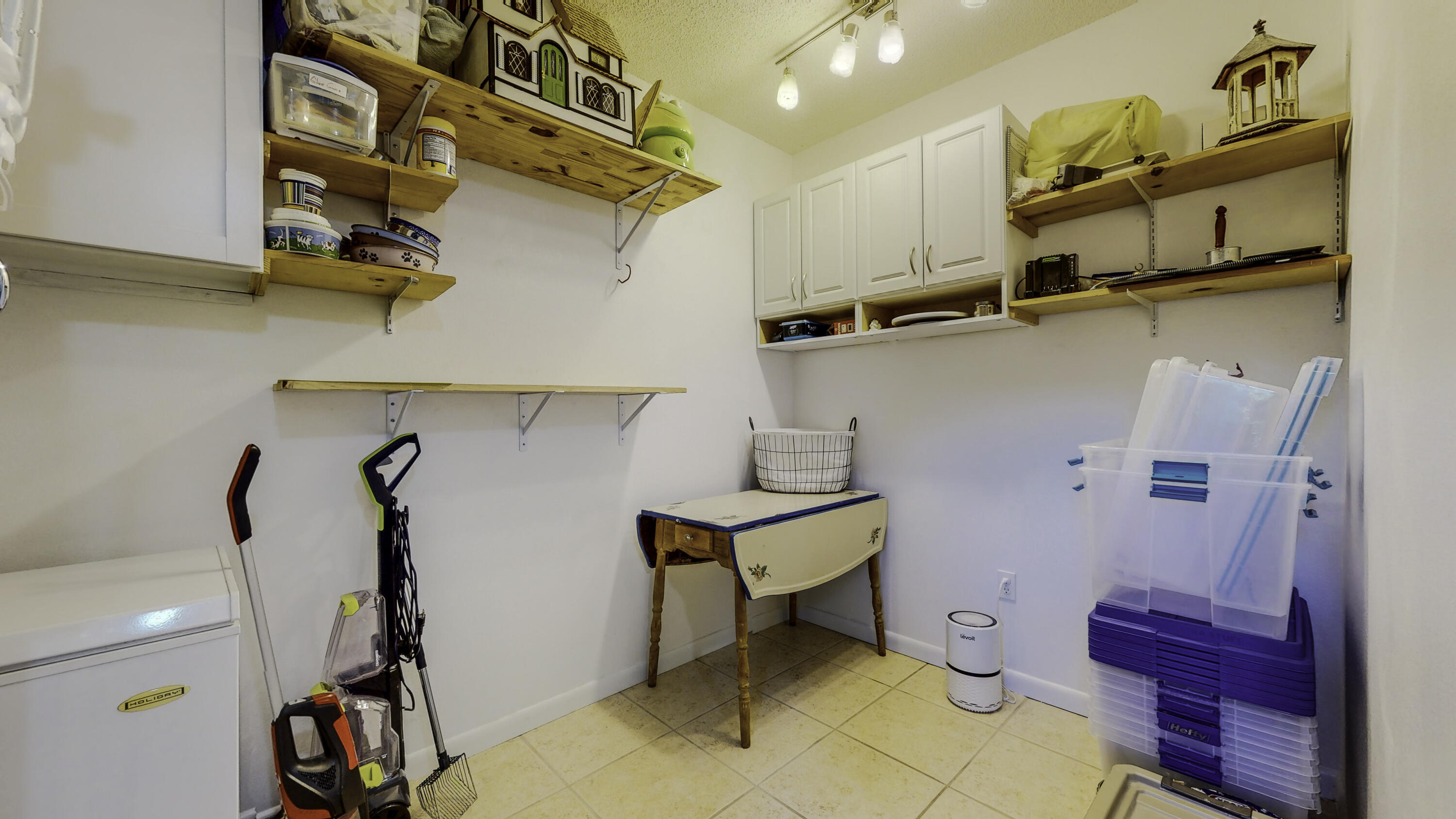 PALM ESTATES UNIT 2 - Residential