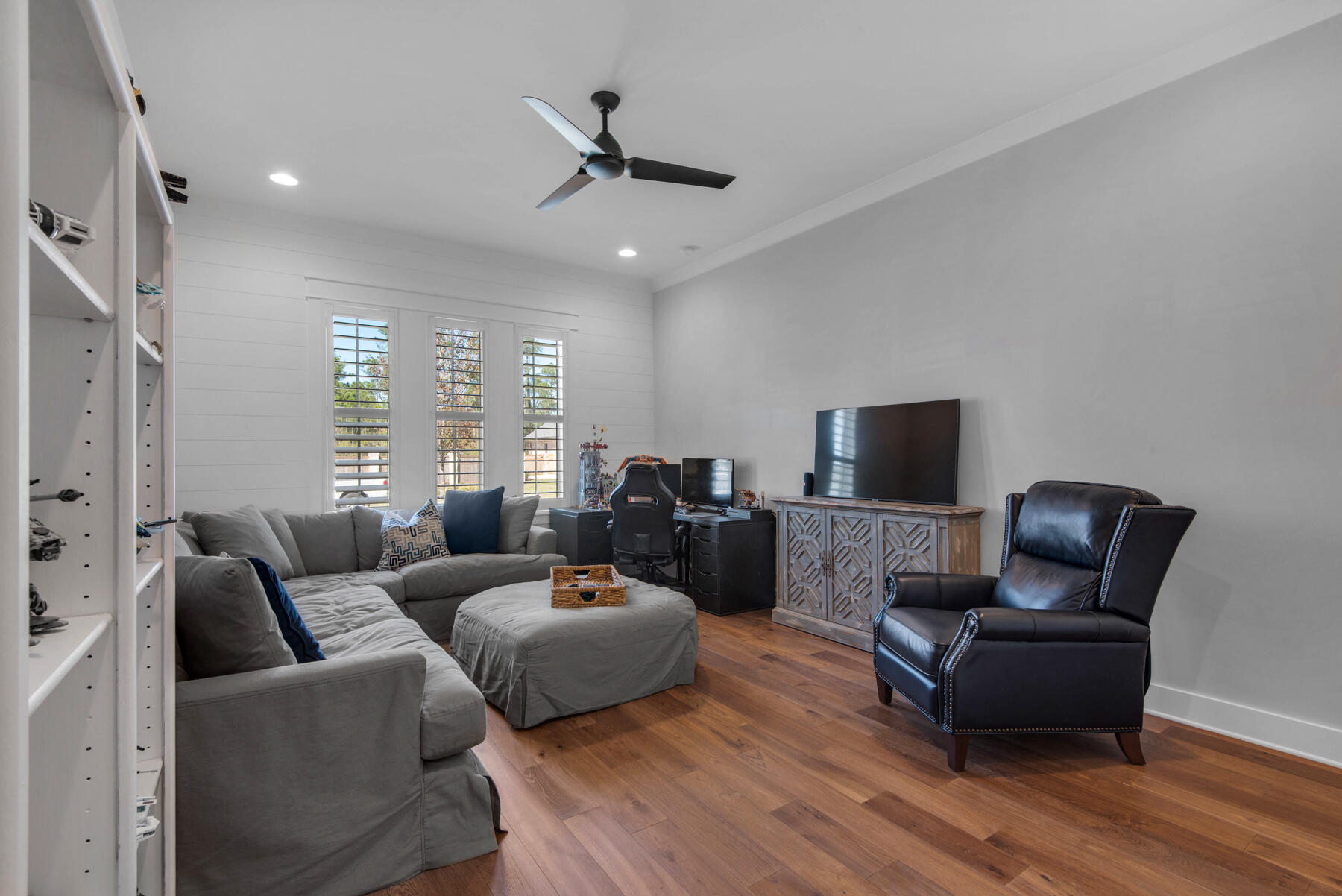 HUNTERS RUN S/D - Residential