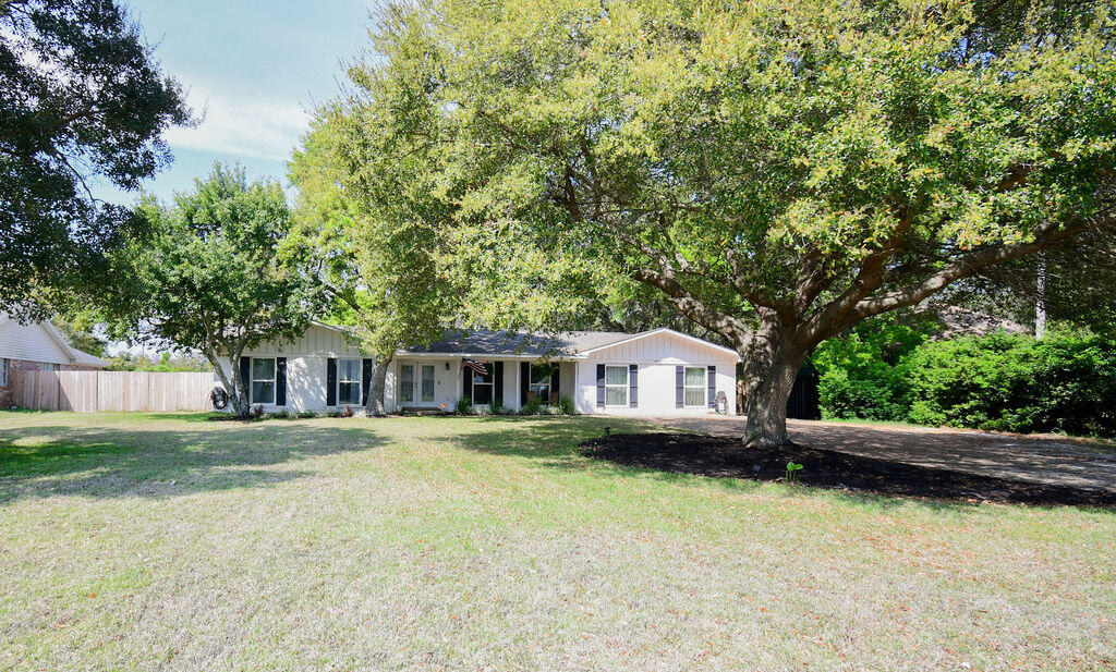 PINEGLADES - Residential