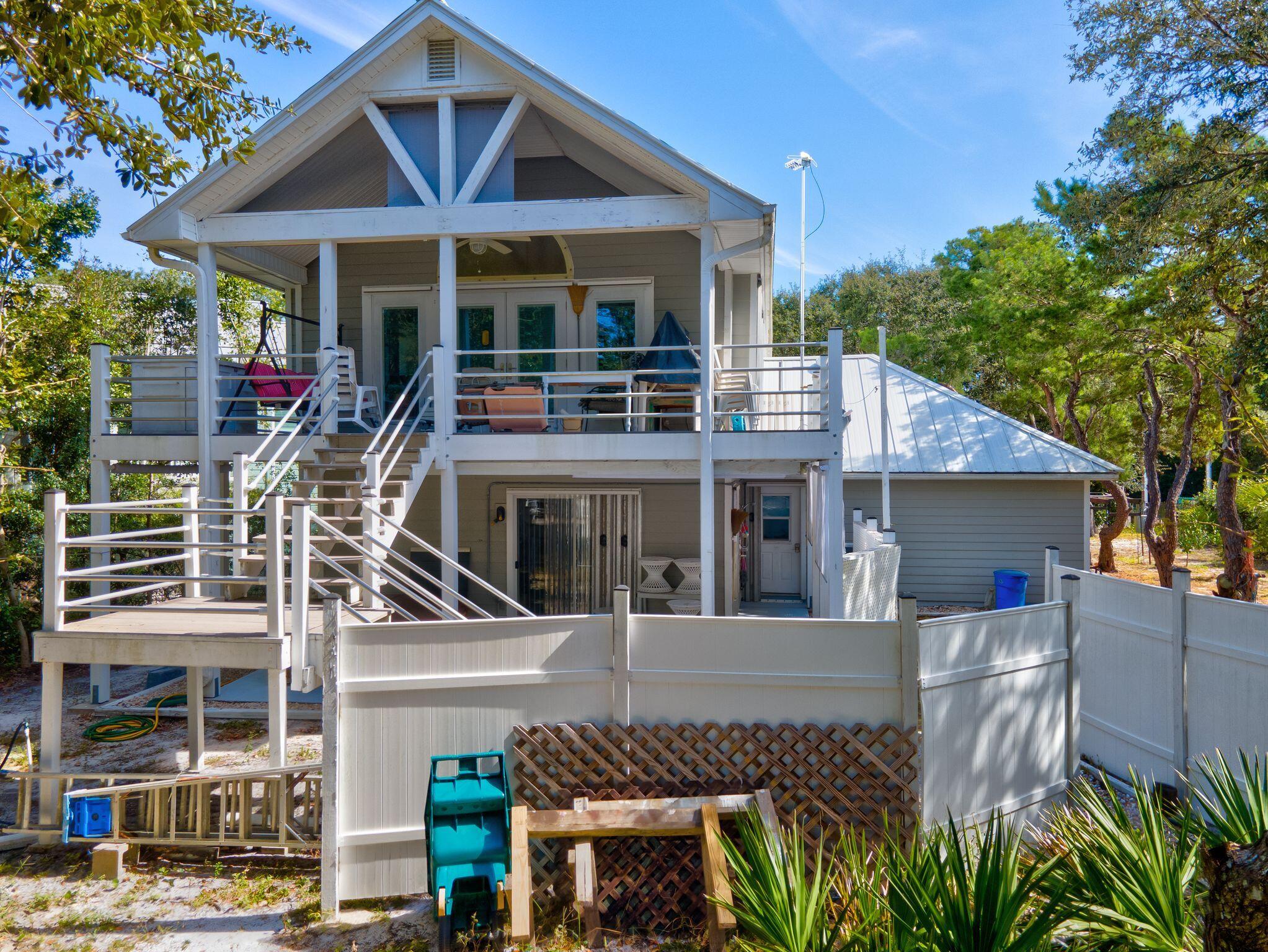 CAMP CREEK LAKE - Residential