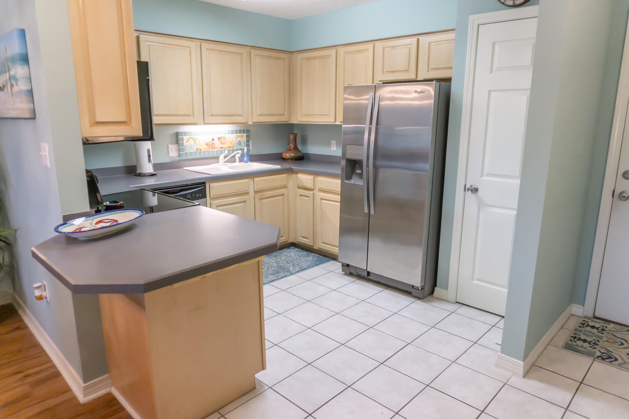 DOLPHIN POINT CONDO - Residential