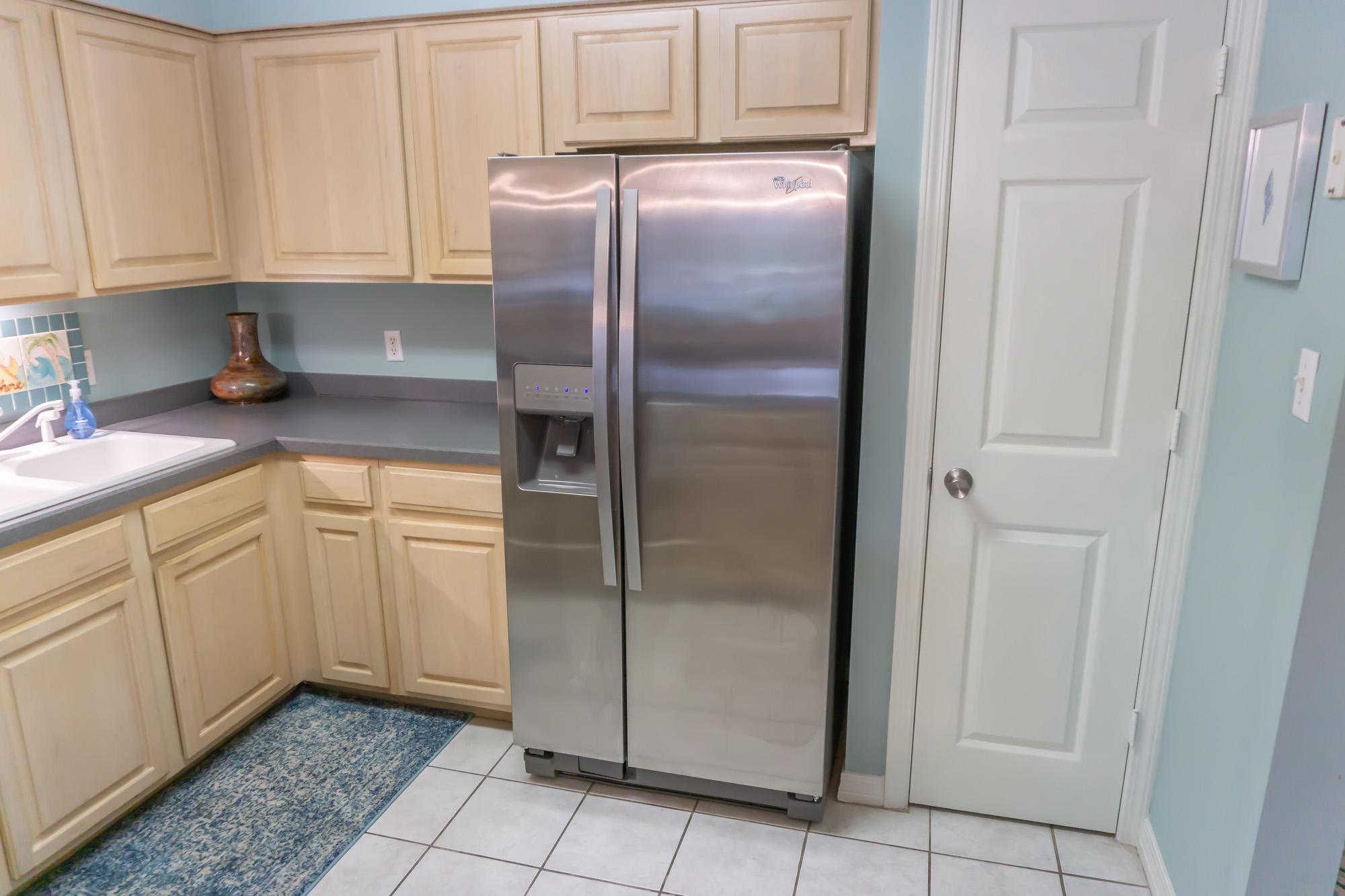 DOLPHIN POINT CONDO - Residential