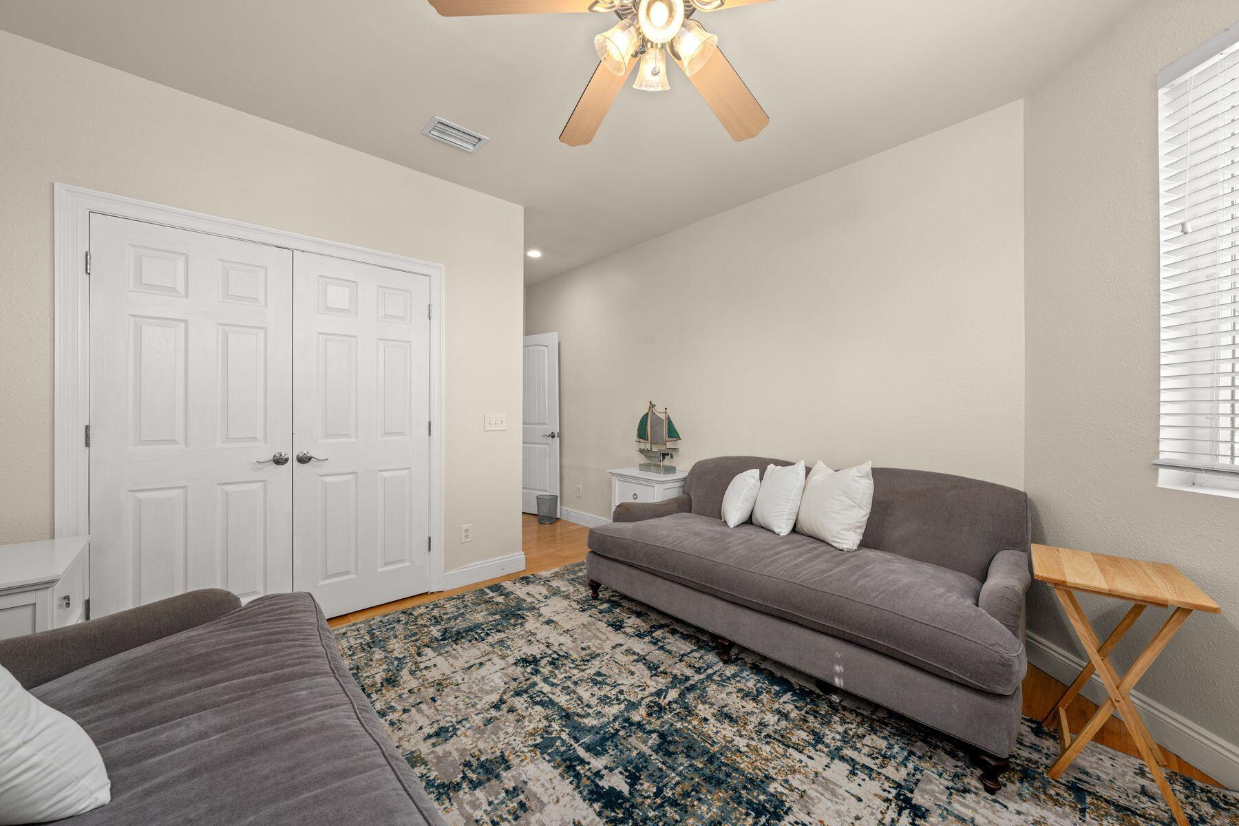 Laguna Beach Estates 2nd Add - Residential