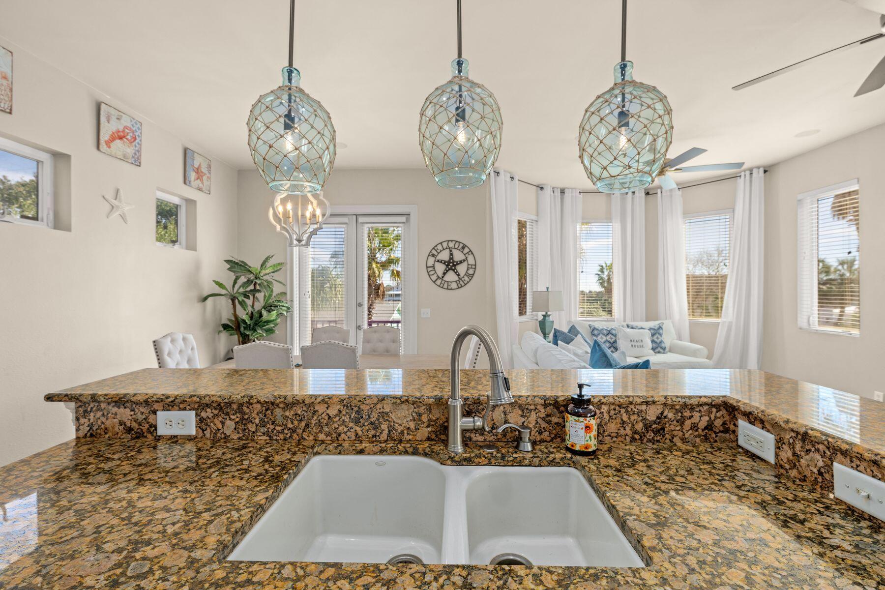 Laguna Beach Estates 2nd Add - Residential