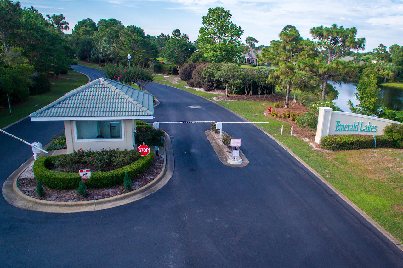 EMERALD LAKES PH 3 - Residential