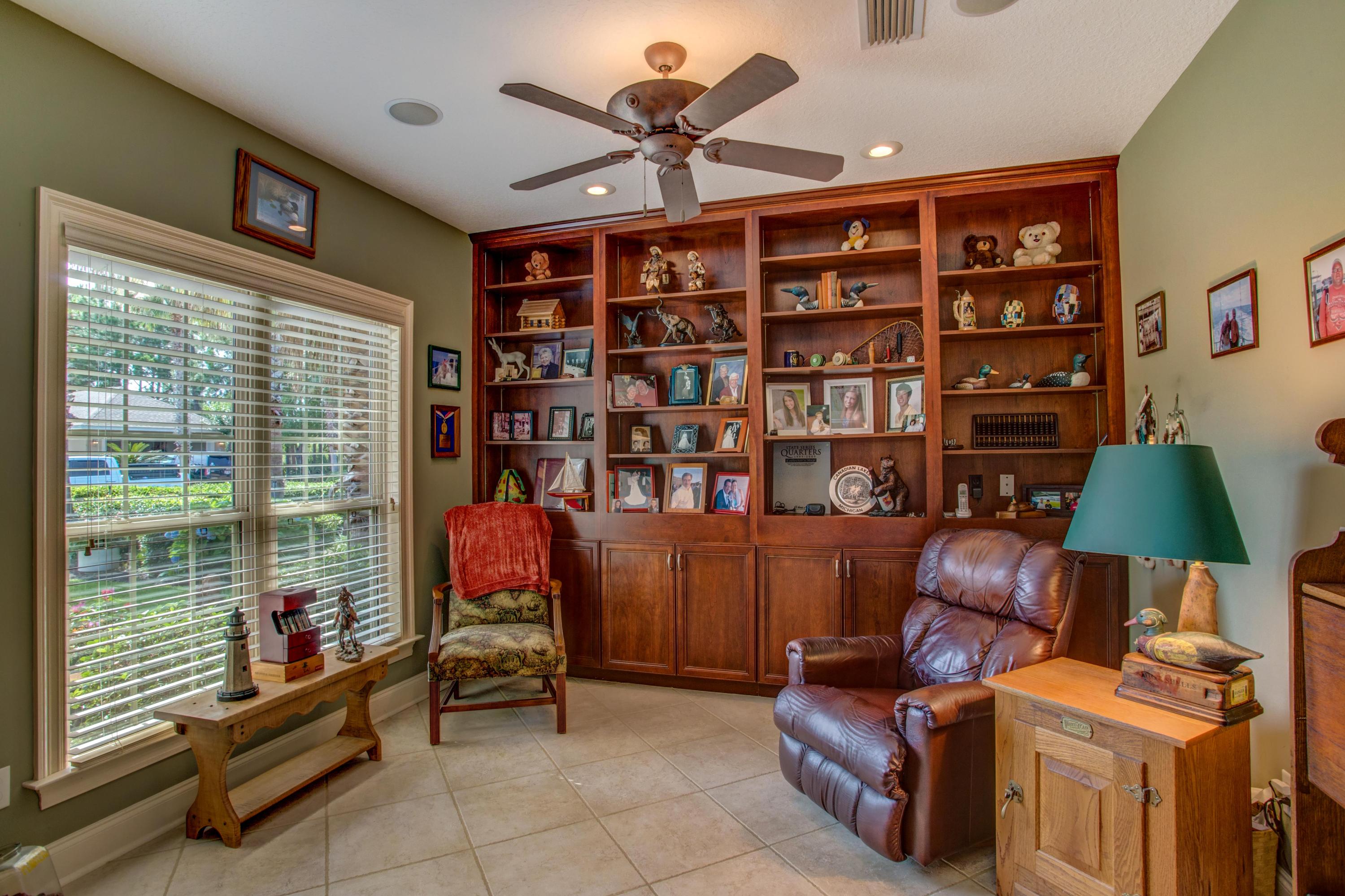 EMERALD LAKES PH 3 - Residential