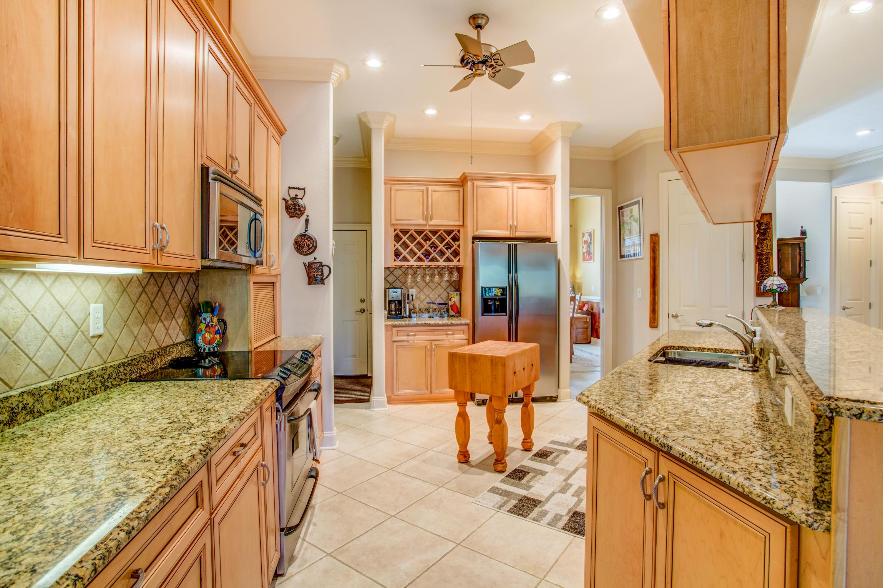 EMERALD LAKES PH 3 - Residential