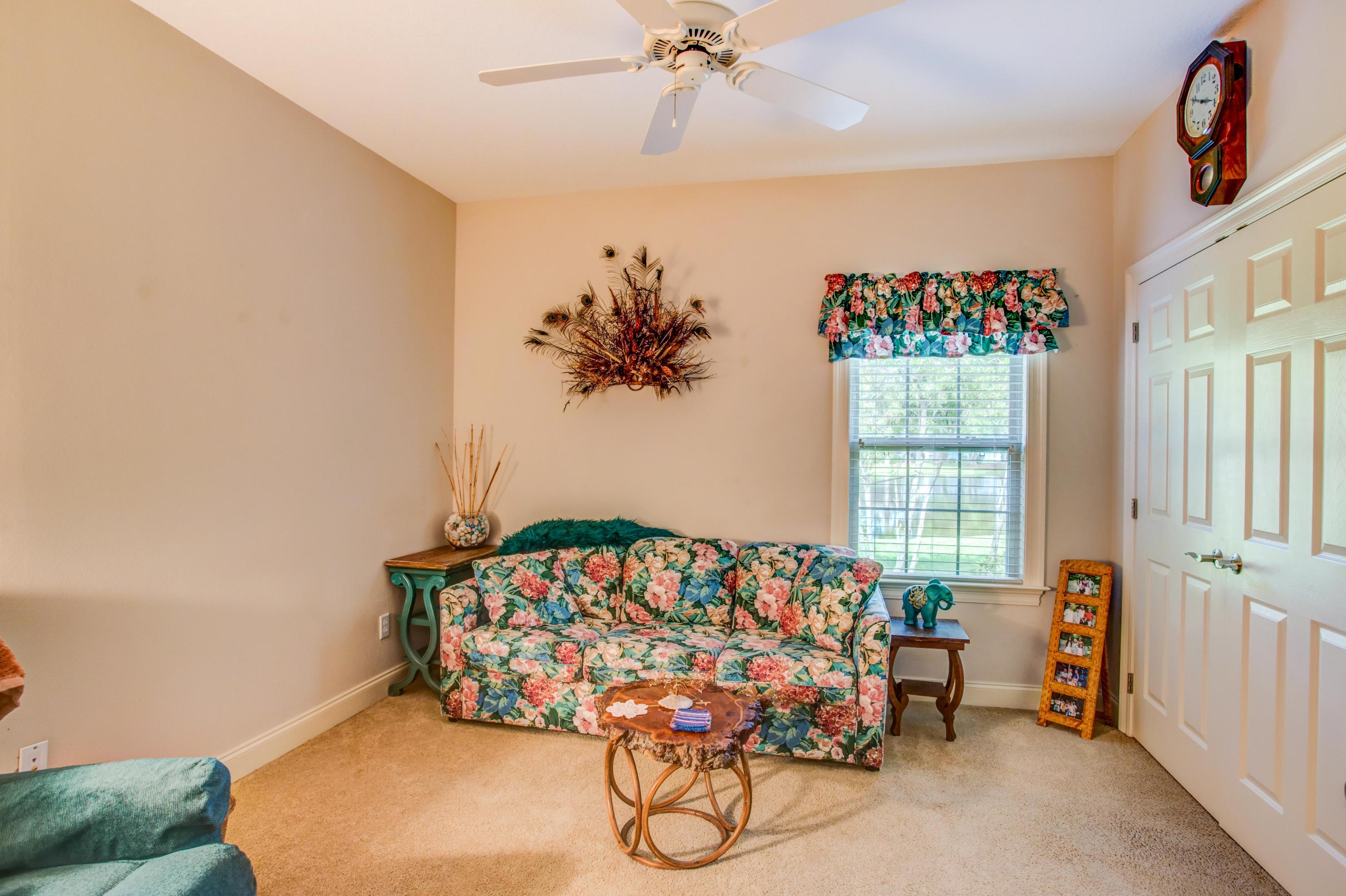 EMERALD LAKES PH 3 - Residential