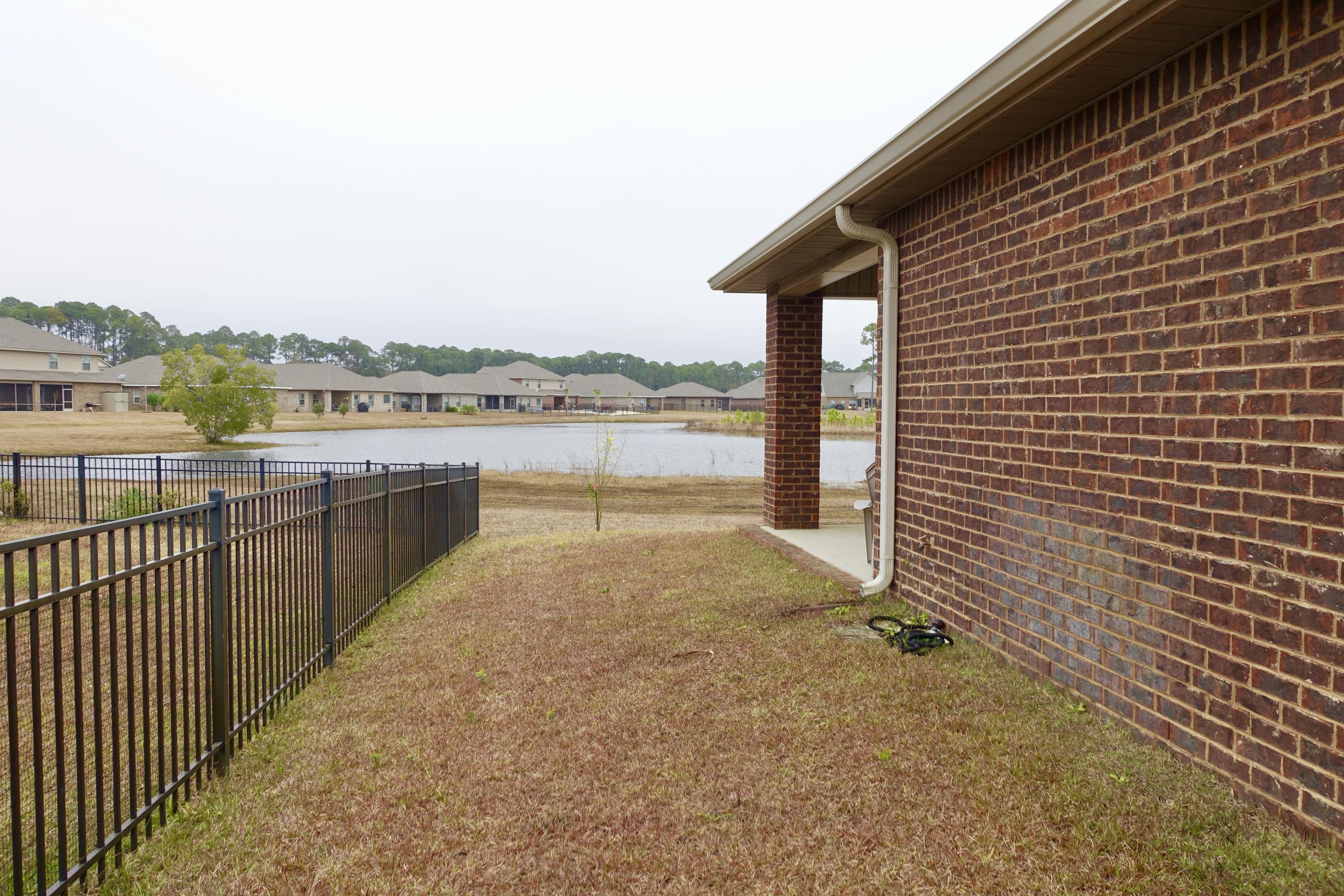 Driftwood Estates - Residential Lease
