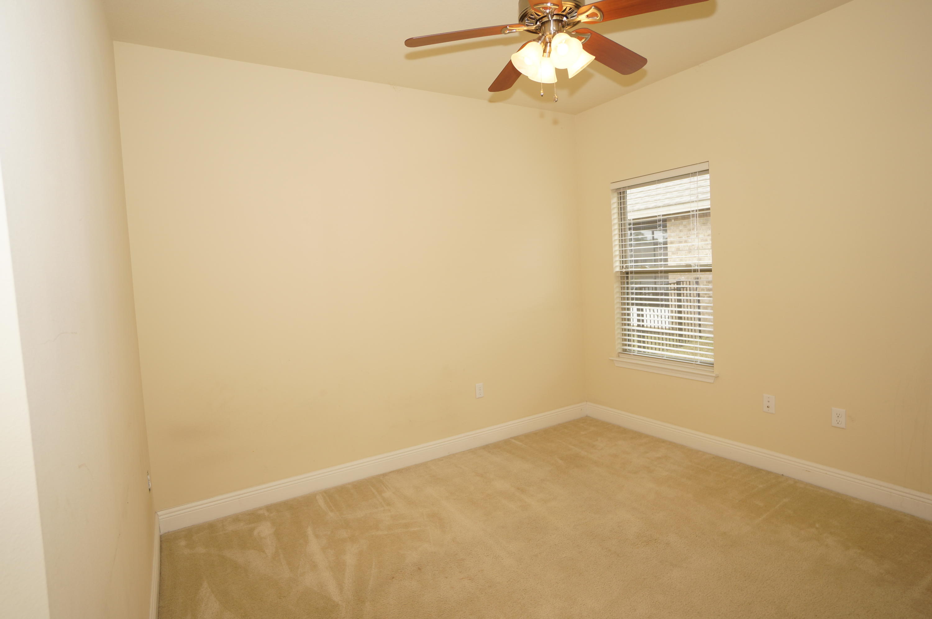 Driftwood Estates - Residential Lease
