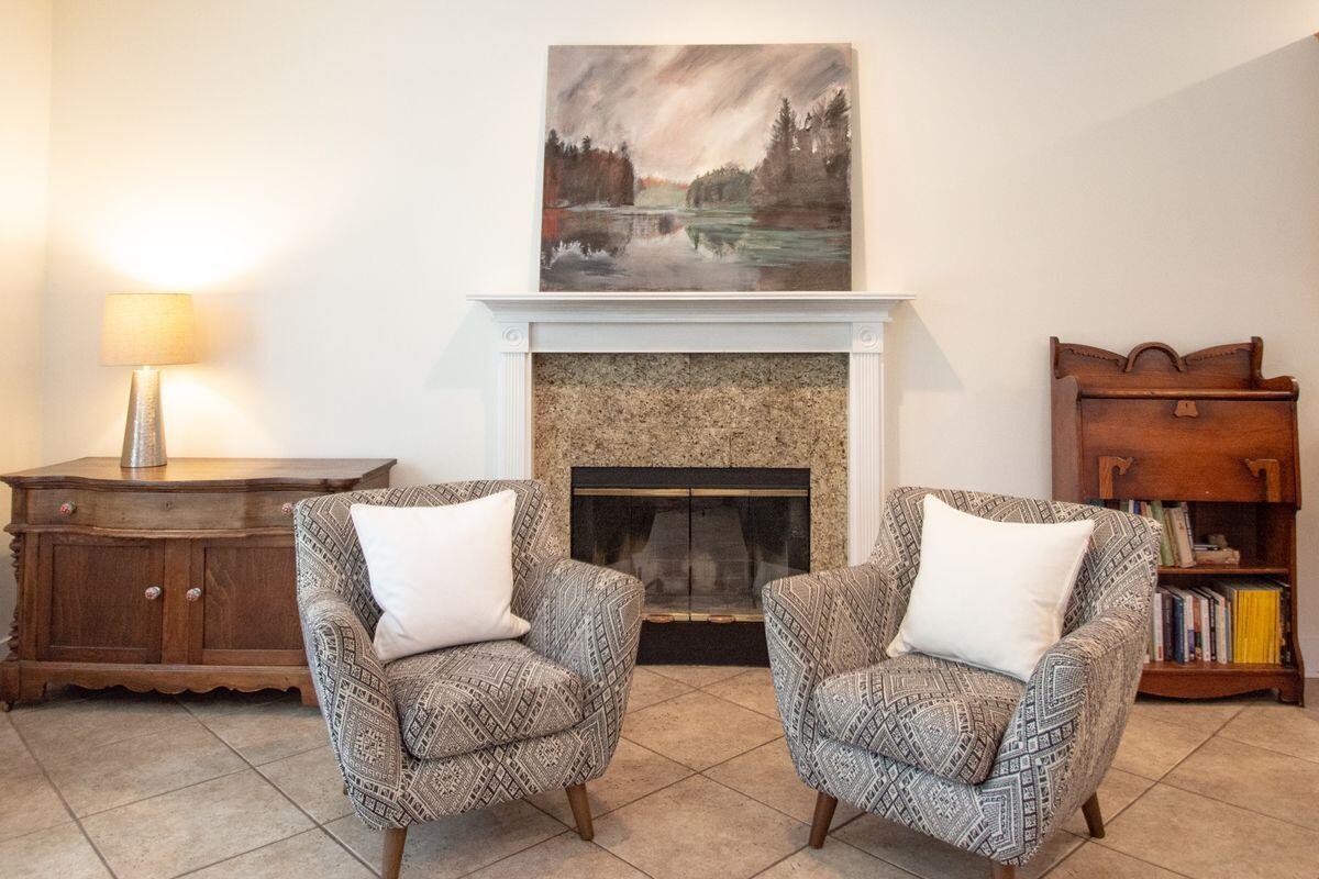 SEABREEZE EAST - Residential