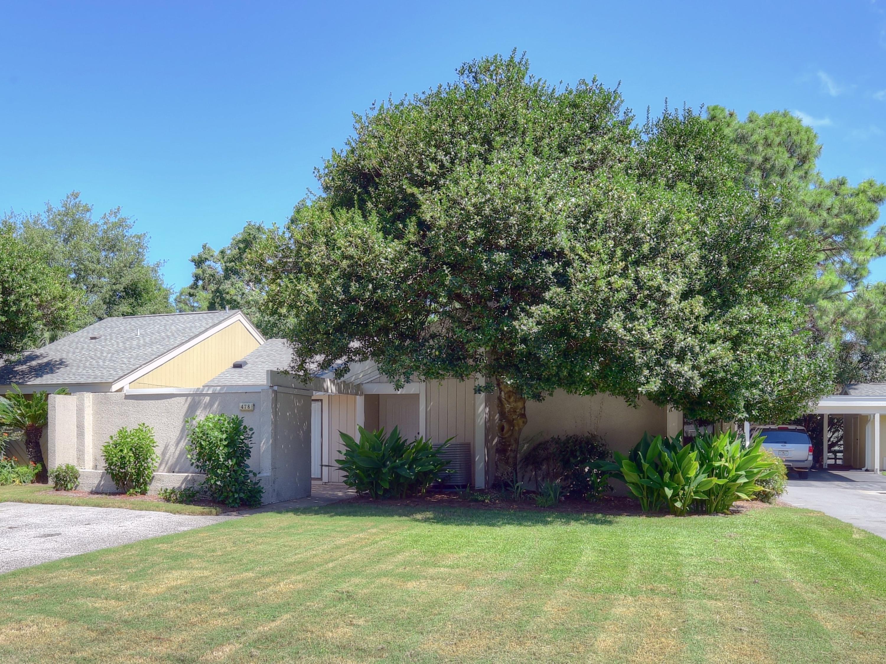 LINKSIDE VILLAGE UNIT 1 - Residential