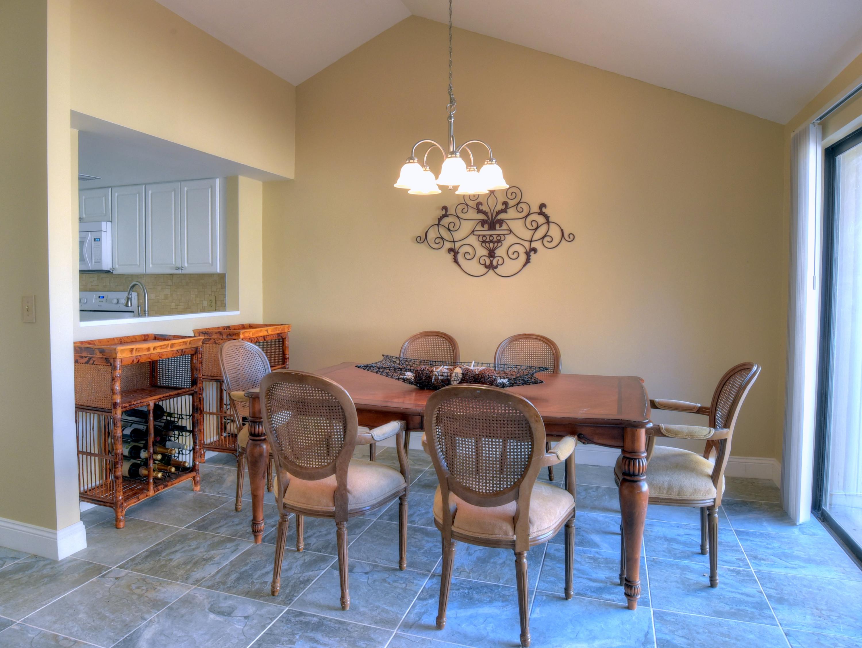 LINKSIDE VILLAGE UNIT 1 - Residential