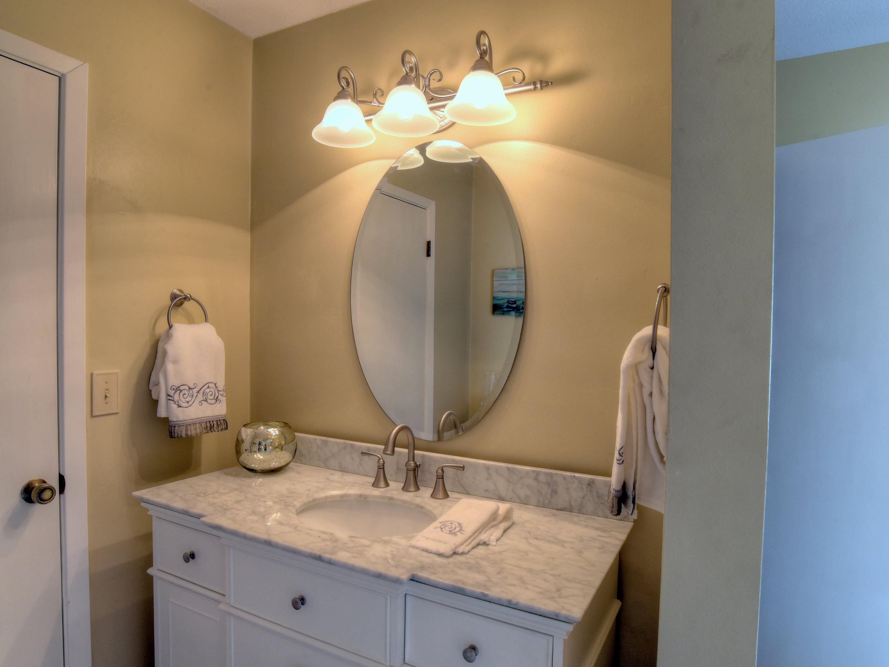 LINKSIDE VILLAGE UNIT 1 - Residential