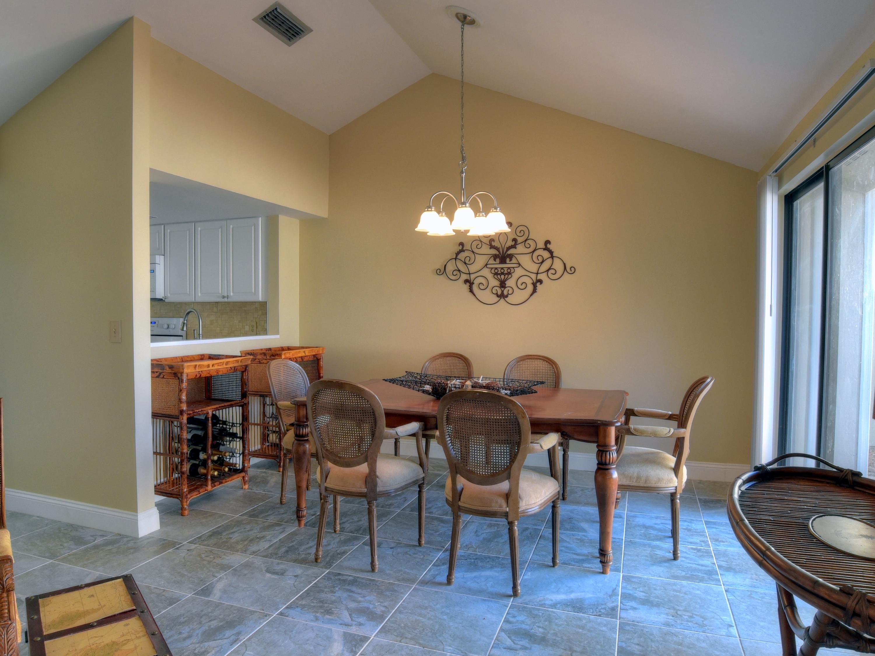 LINKSIDE VILLAGE UNIT 1 - Residential