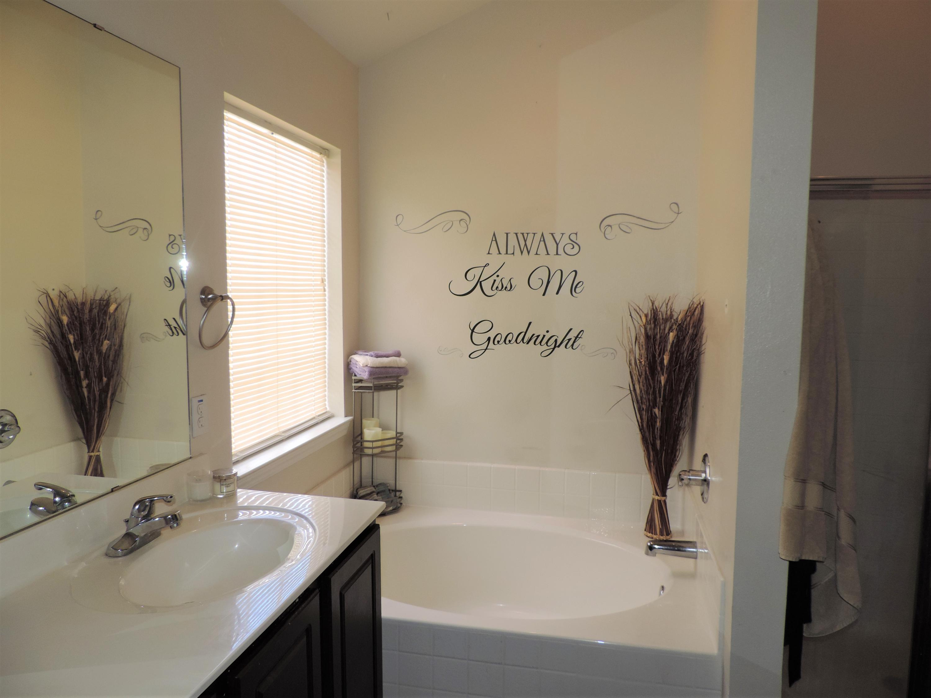 SANDY RIDGE ESTATES - Residential
