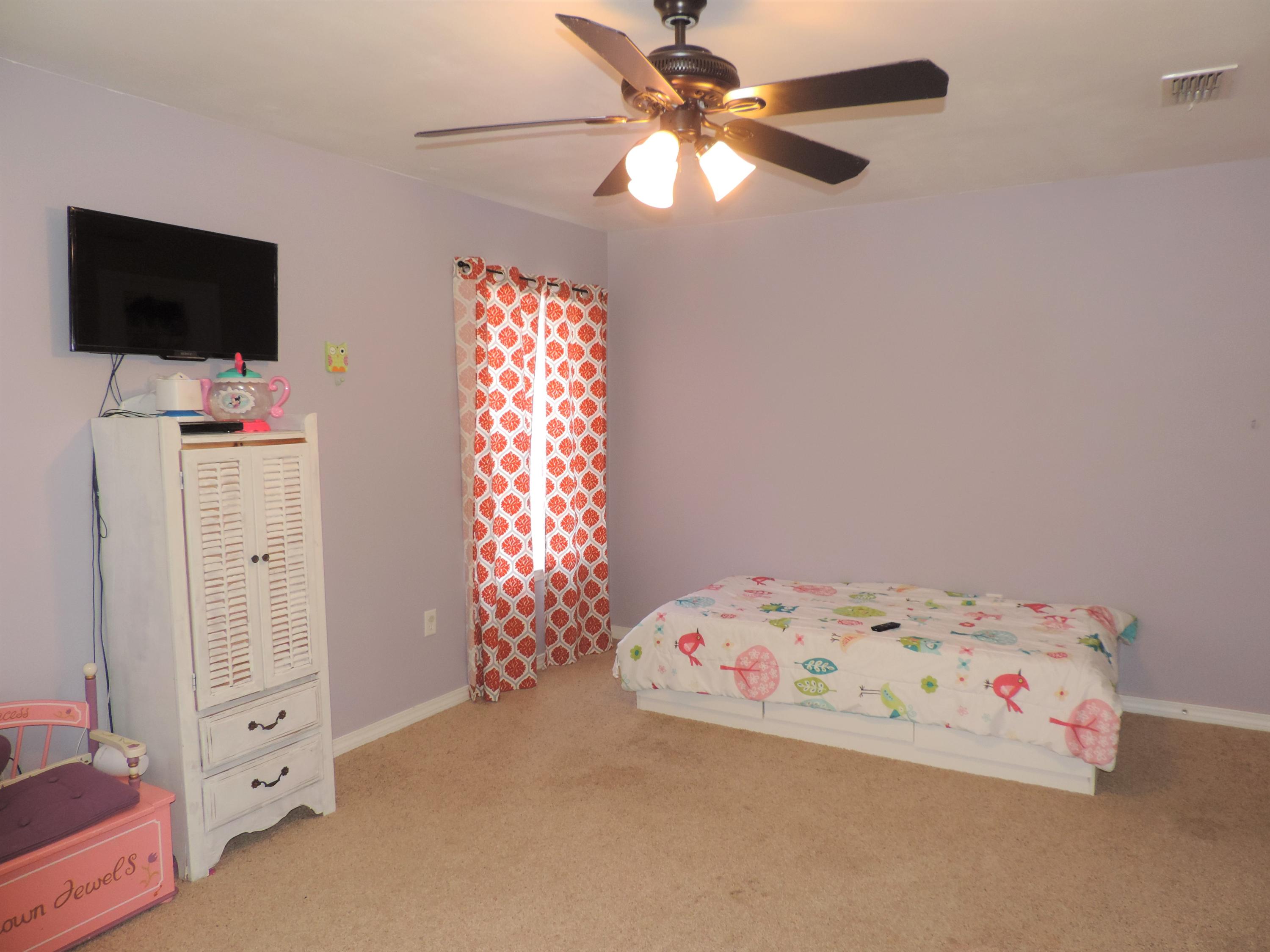 SANDY RIDGE ESTATES - Residential