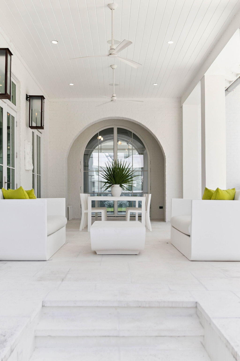 CHURCHILL OAKS - Residential