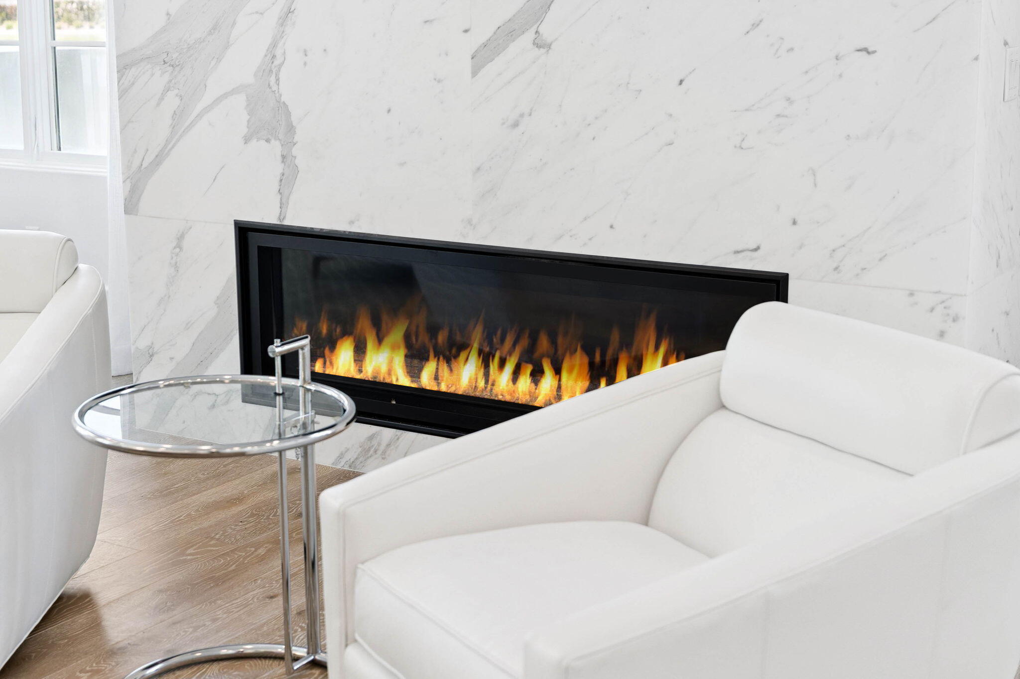 CHURCHILL OAKS - Residential