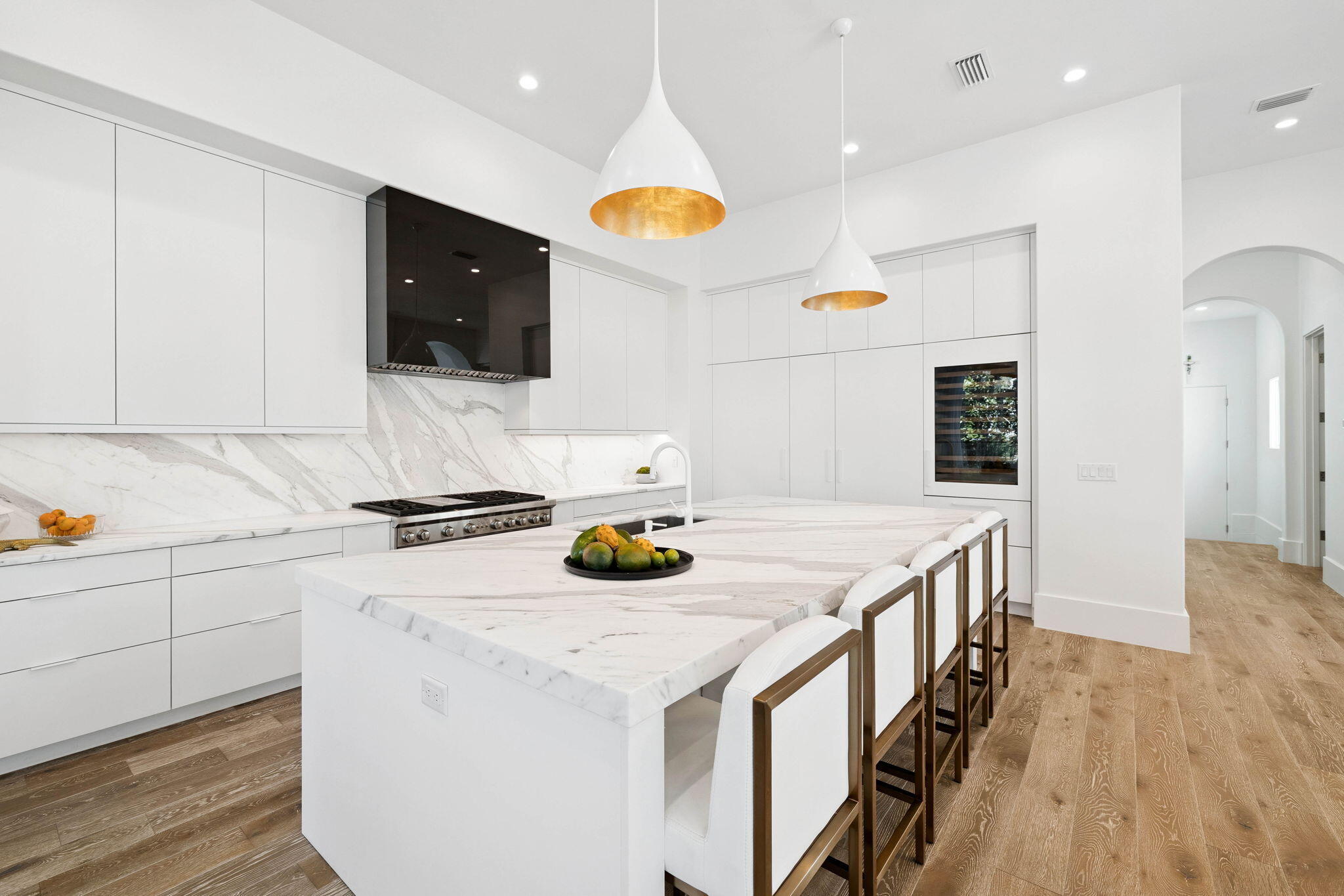 CHURCHILL OAKS - Residential