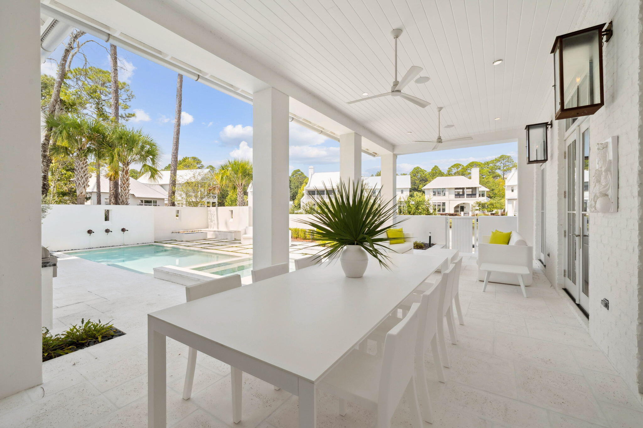 CHURCHILL OAKS - Residential