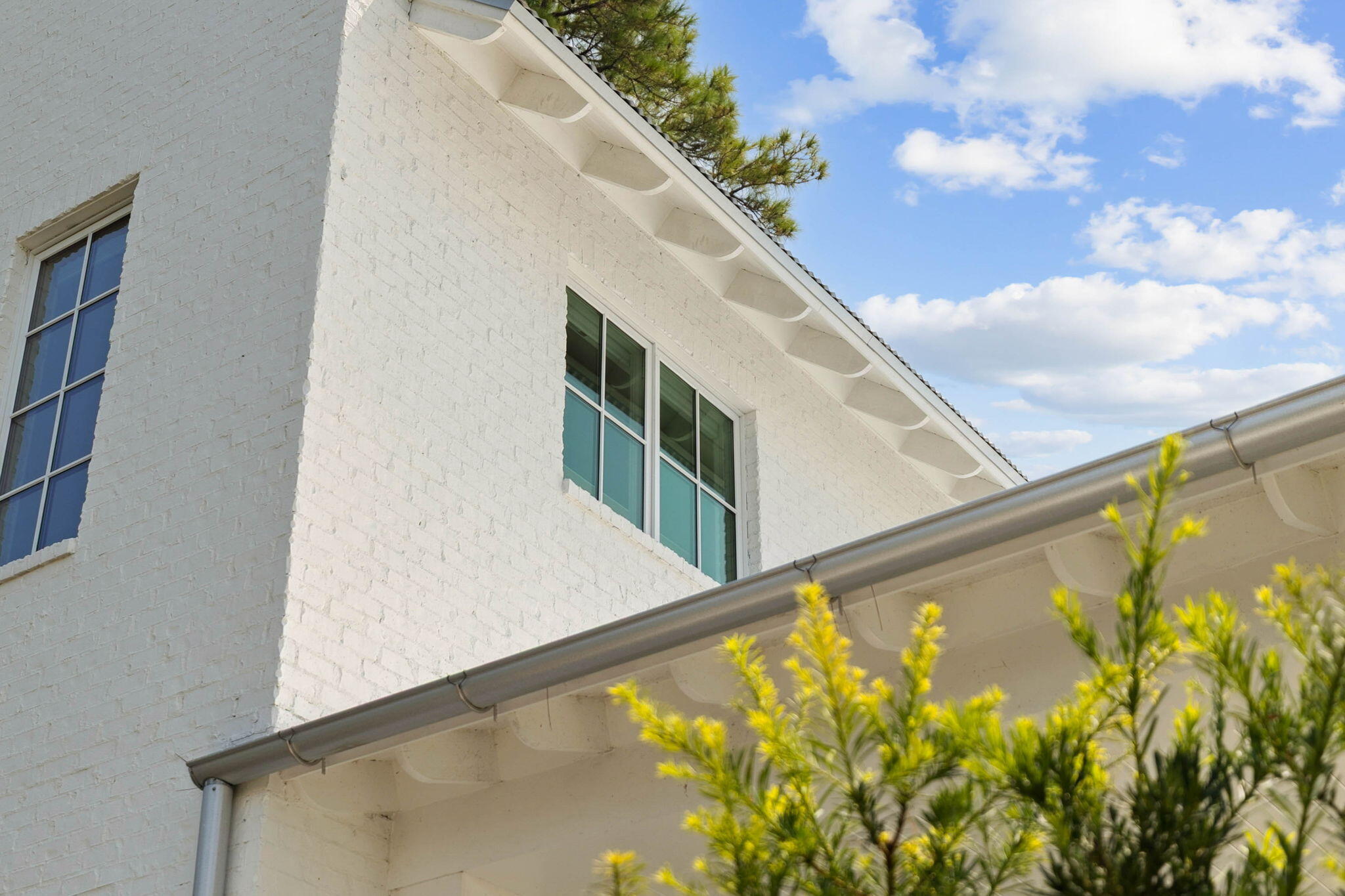 CHURCHILL OAKS - Residential