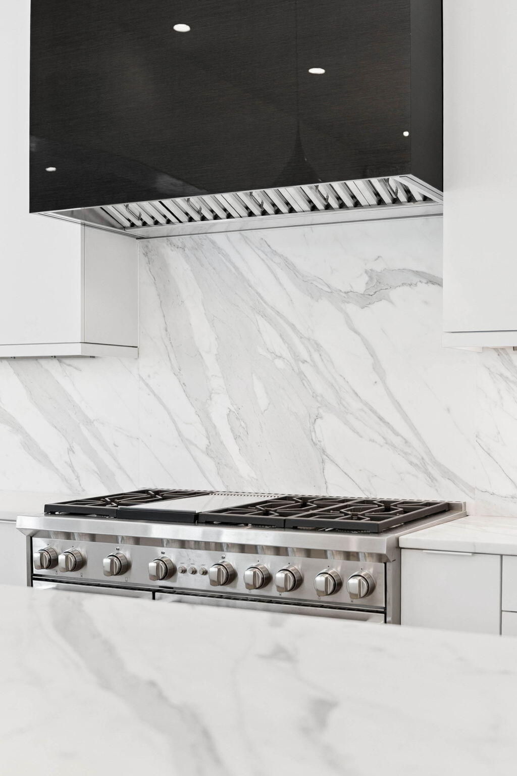 CHURCHILL OAKS - Residential