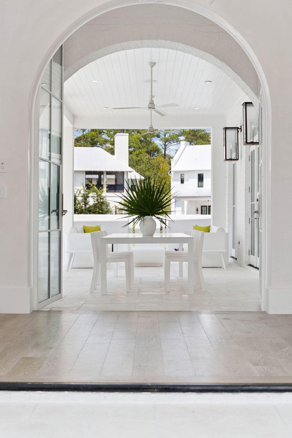 CHURCHILL OAKS - Residential