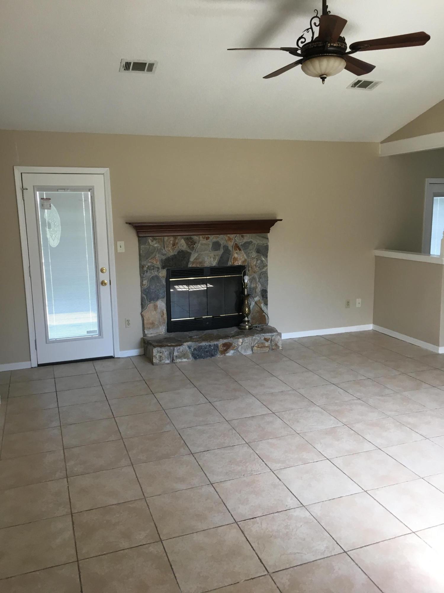 FOX DEN VILLAGES - Residential