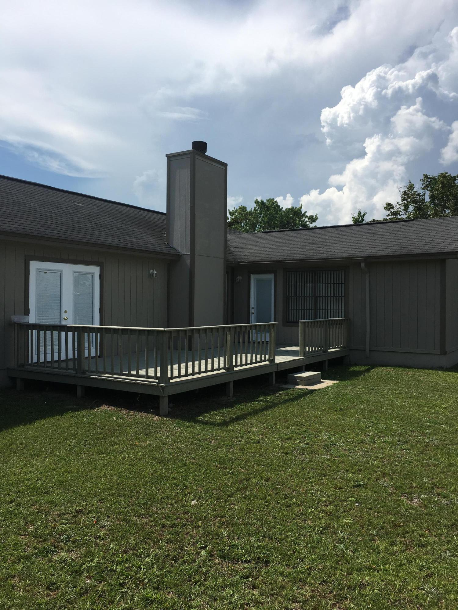 FOX DEN VILLAGES - Residential