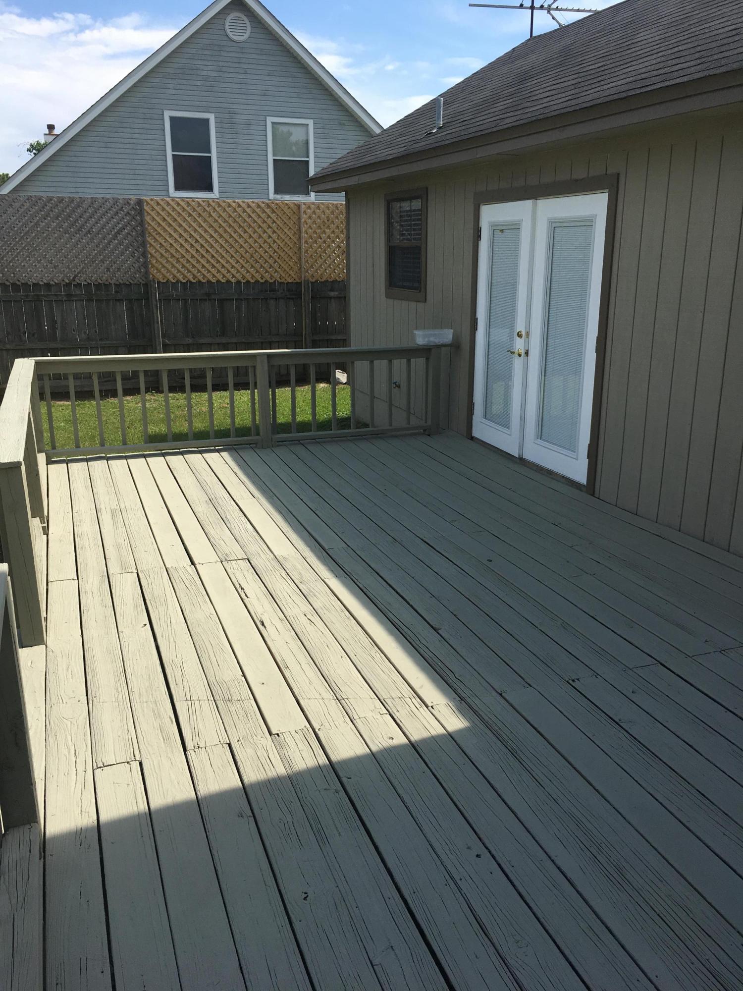 FOX DEN VILLAGES - Residential