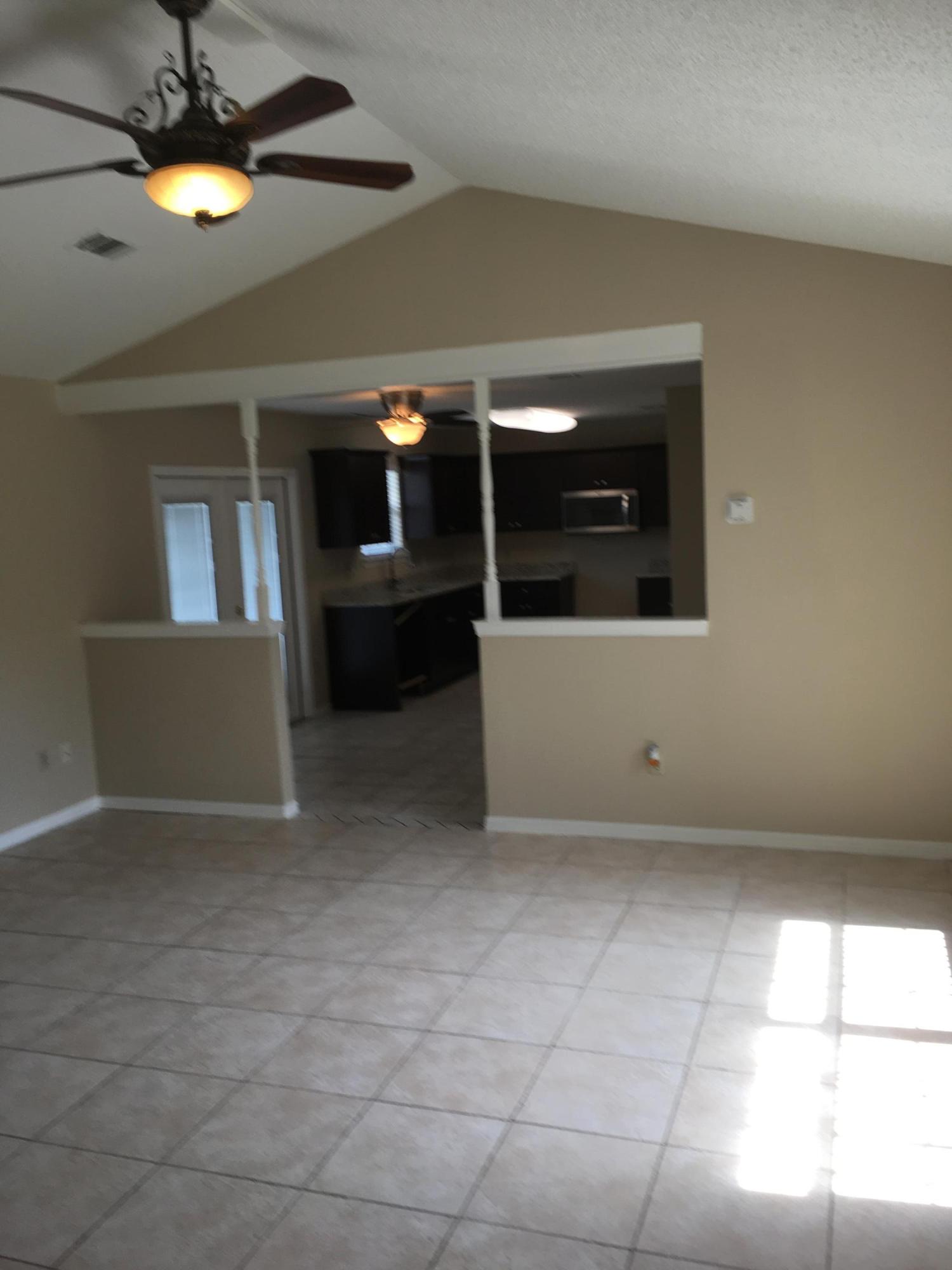 FOX DEN VILLAGES - Residential