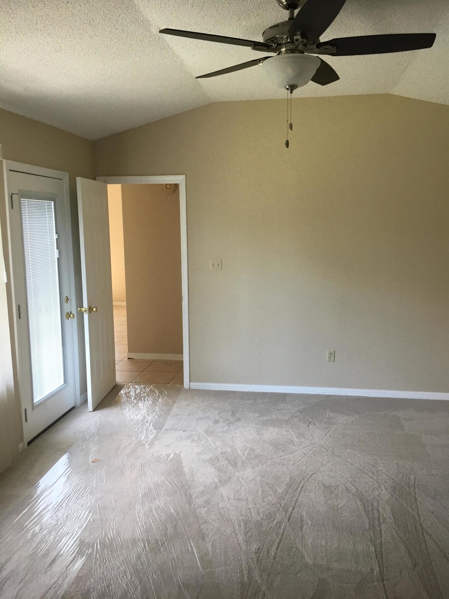 FOX DEN VILLAGES - Residential