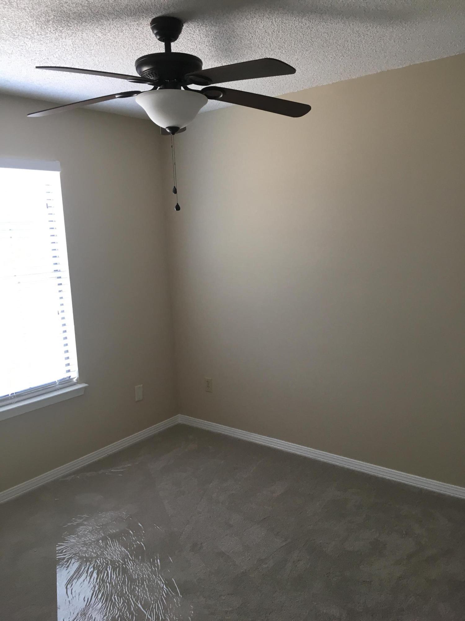 FOX DEN VILLAGES - Residential