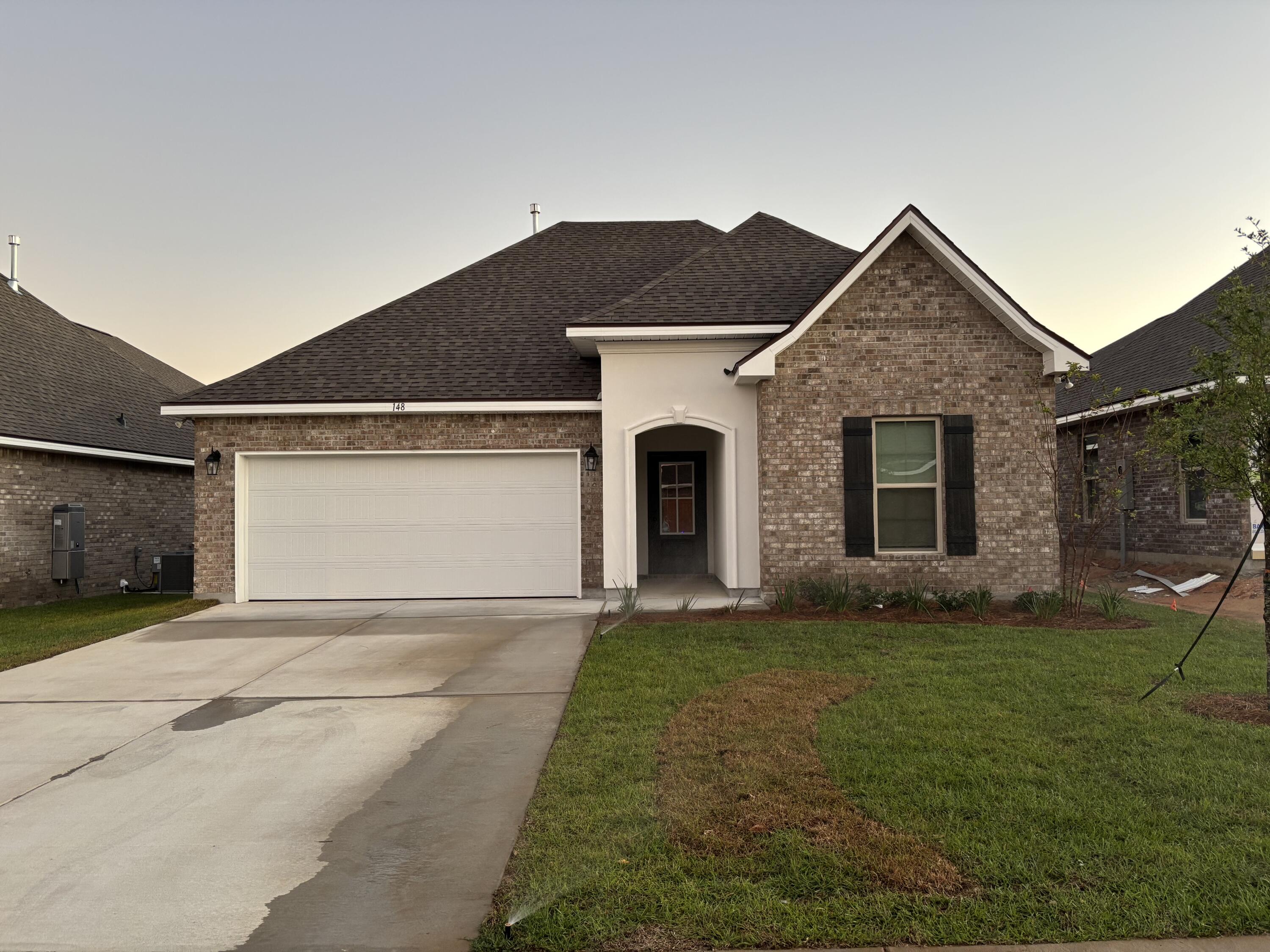 THE BLUFFS AT LAFAYETTE - Residential