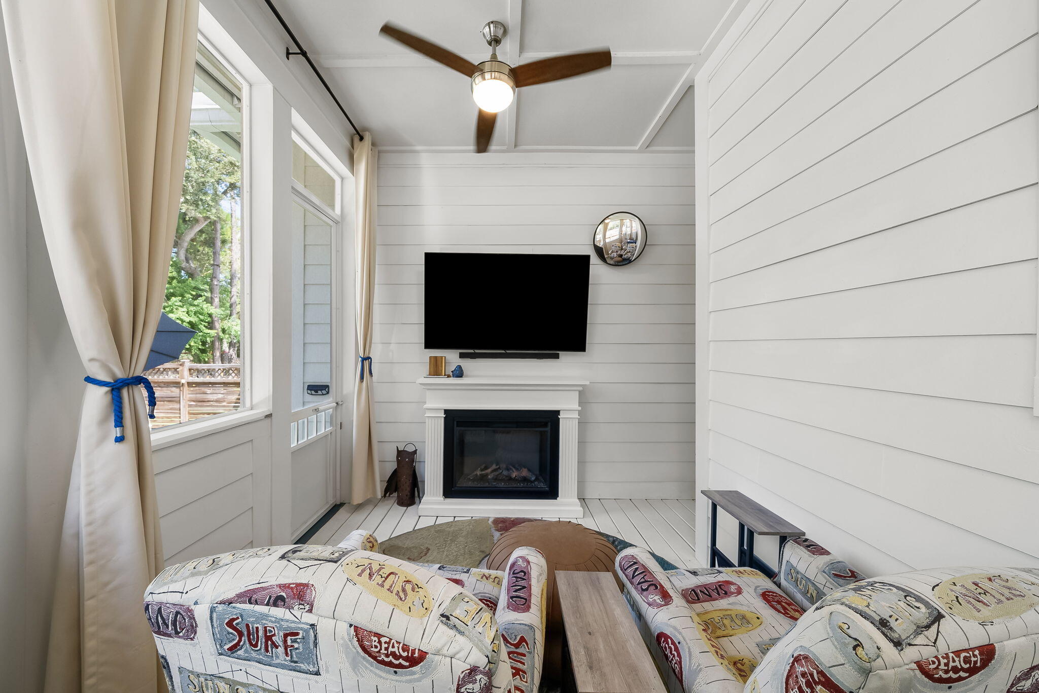 HIDDEN GROVE - Residential