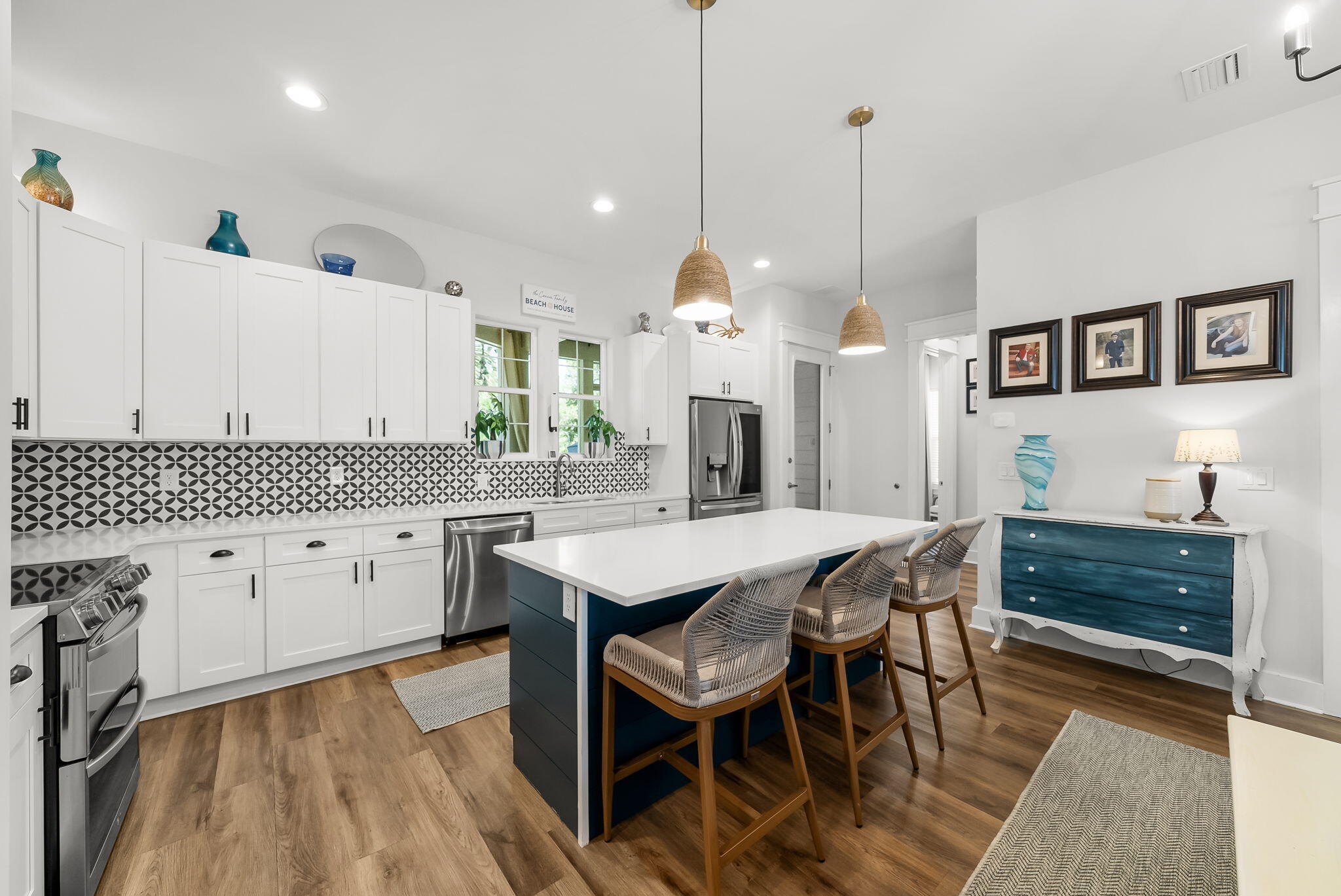 HIDDEN GROVE - Residential