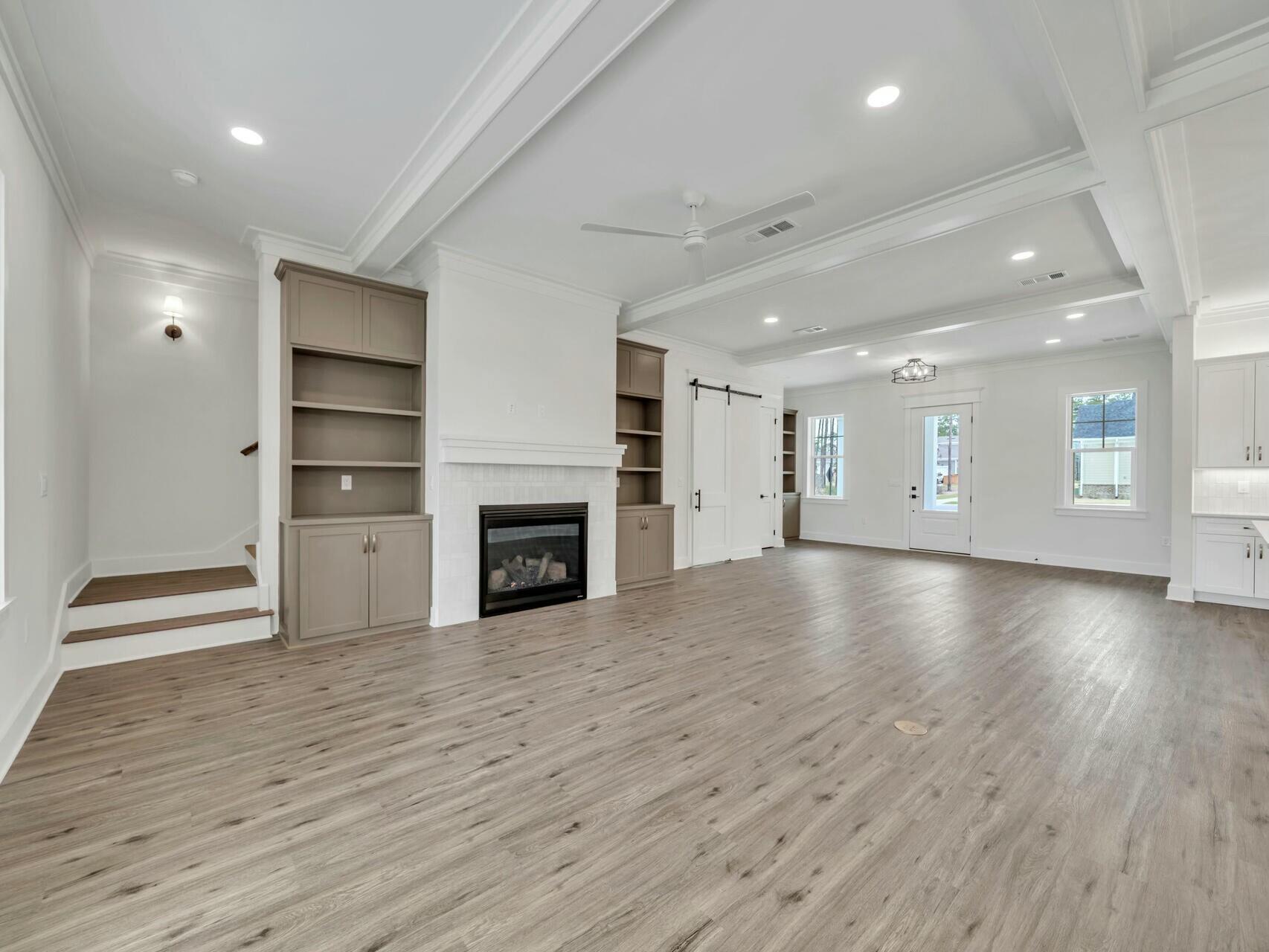 Deer Moss Creek - Residential