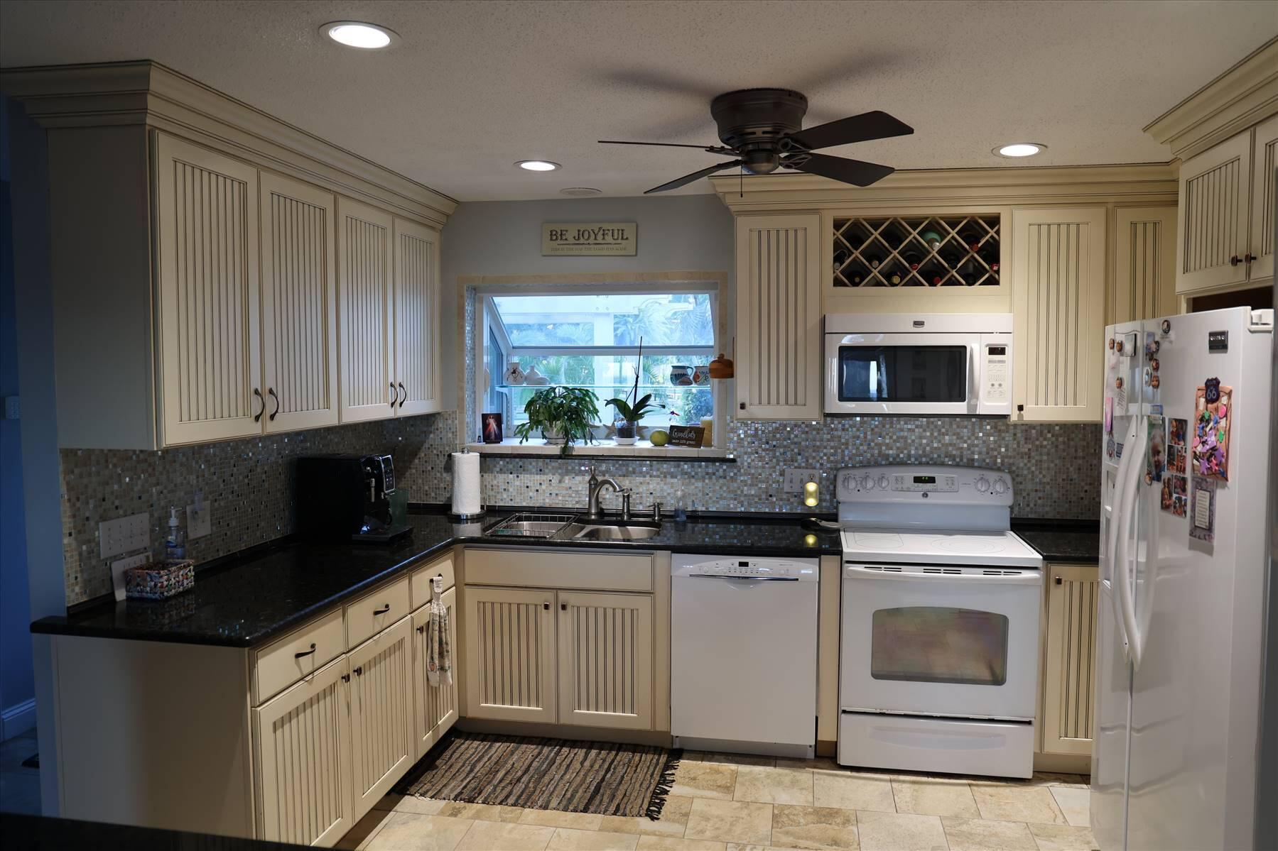 SANTA ROSA BCH EST - Residential