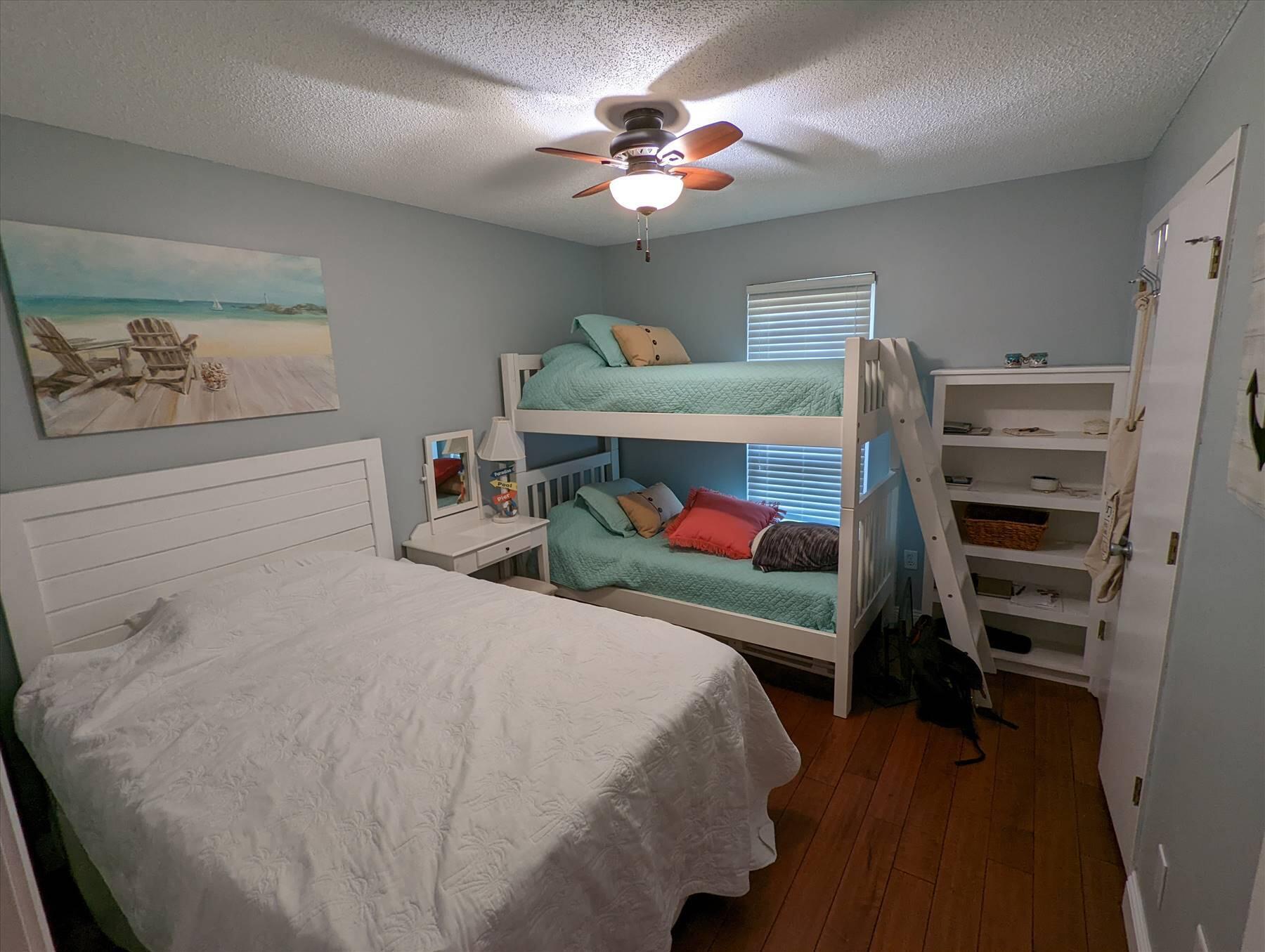 SANTA ROSA BCH EST - Residential