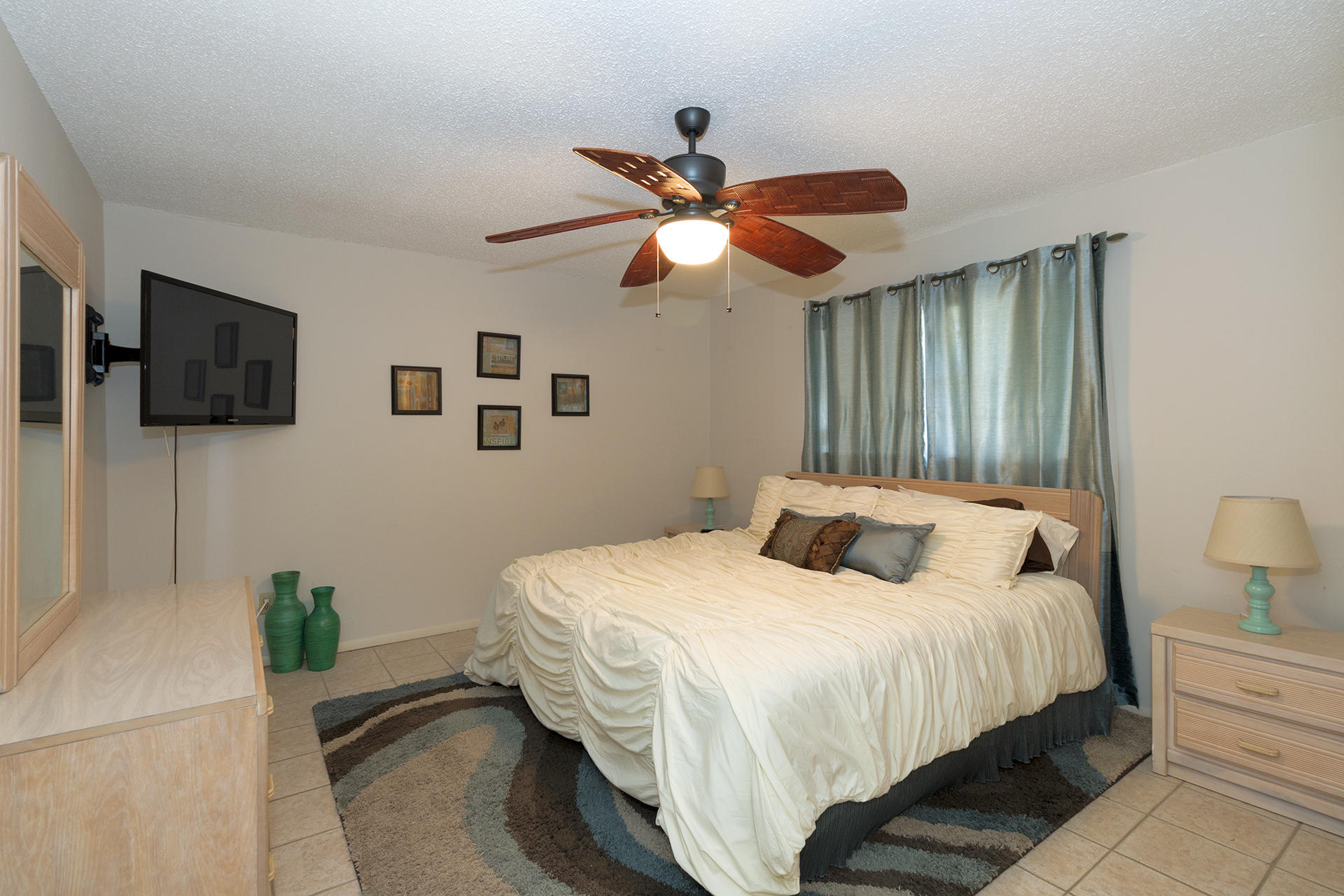 SEASCAPE CONDO GARDEN VILLA - Residential