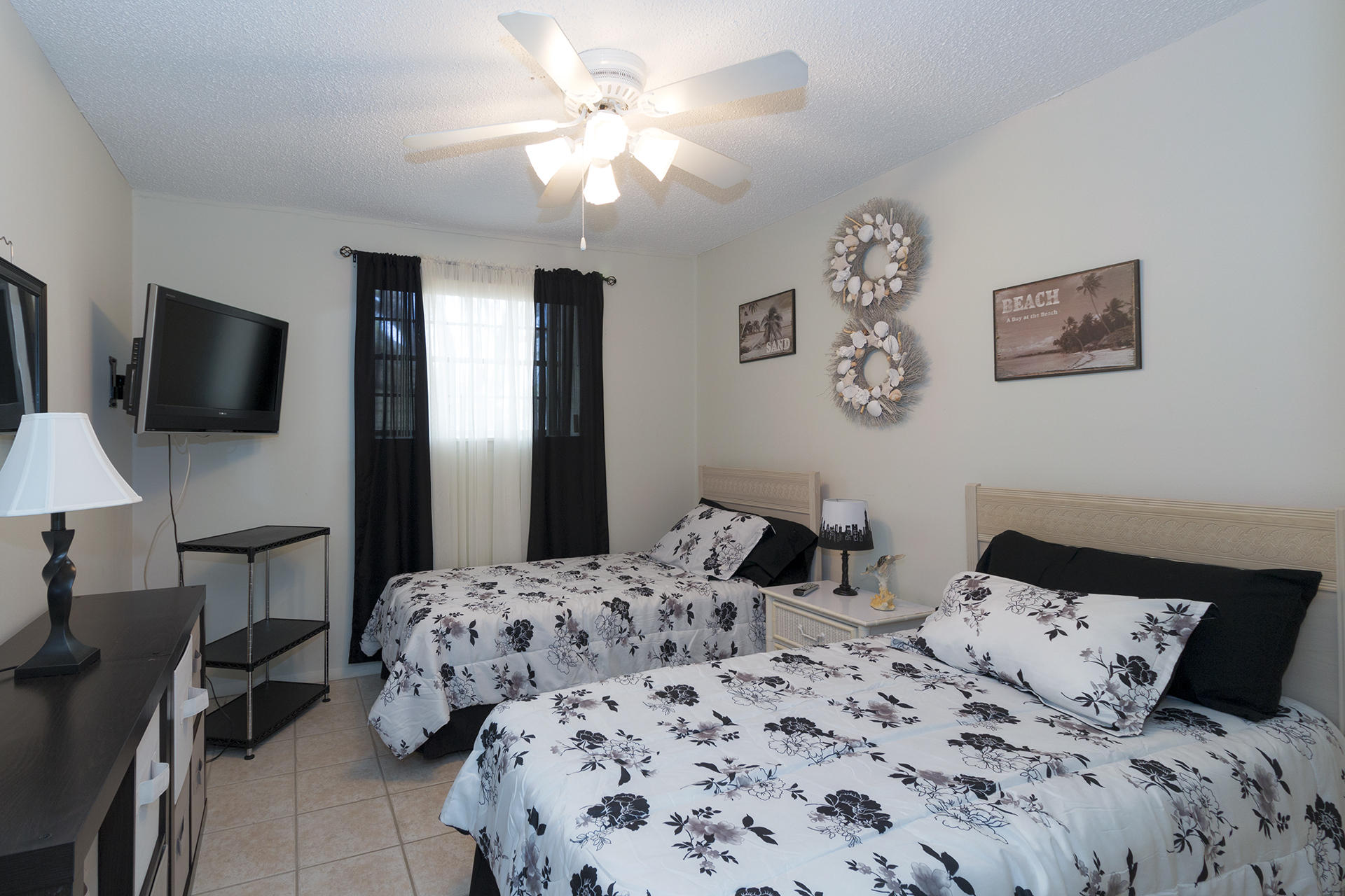 SEASCAPE CONDO GARDEN VILLA - Residential